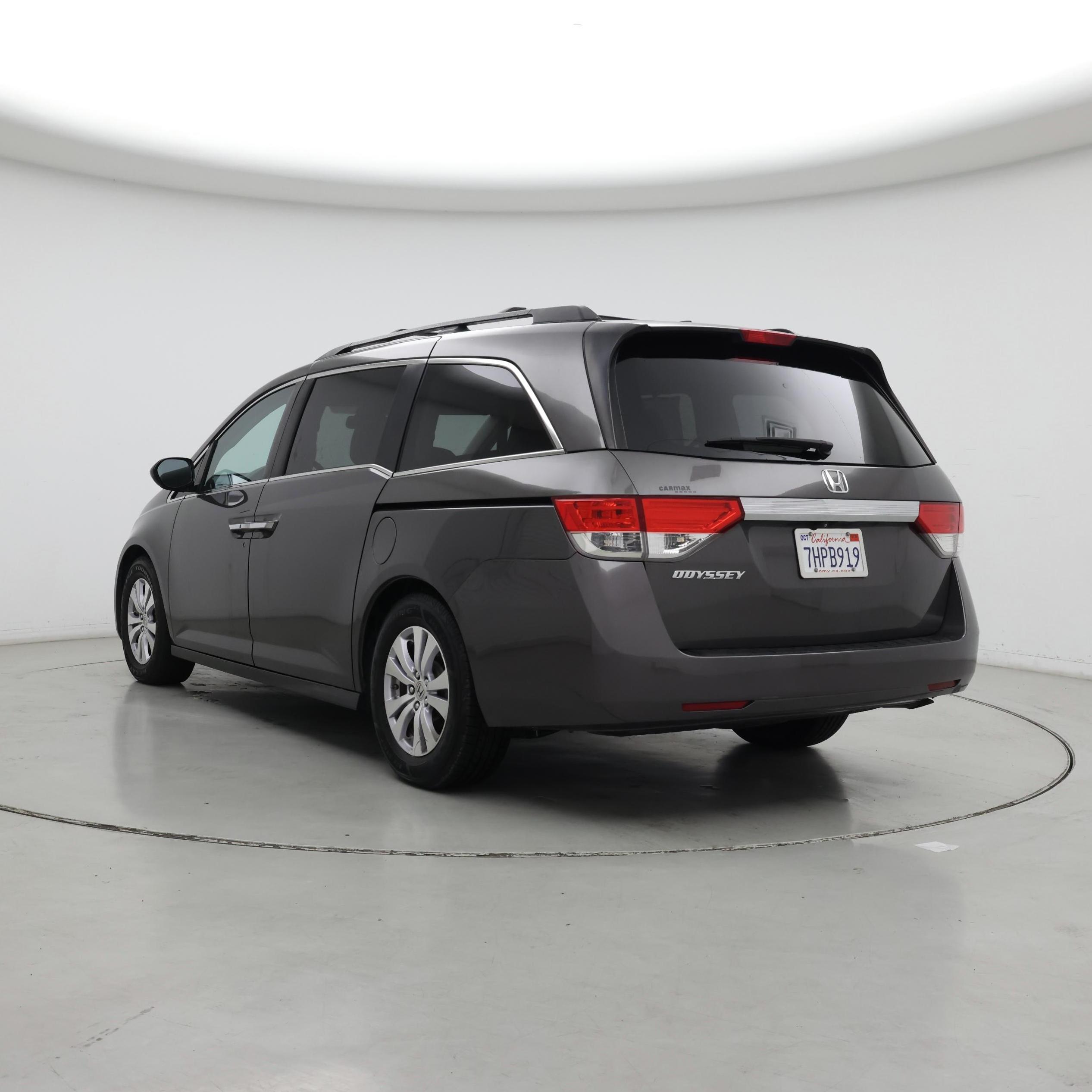 Thumbnail: 2015 Honda Odyssey - 2