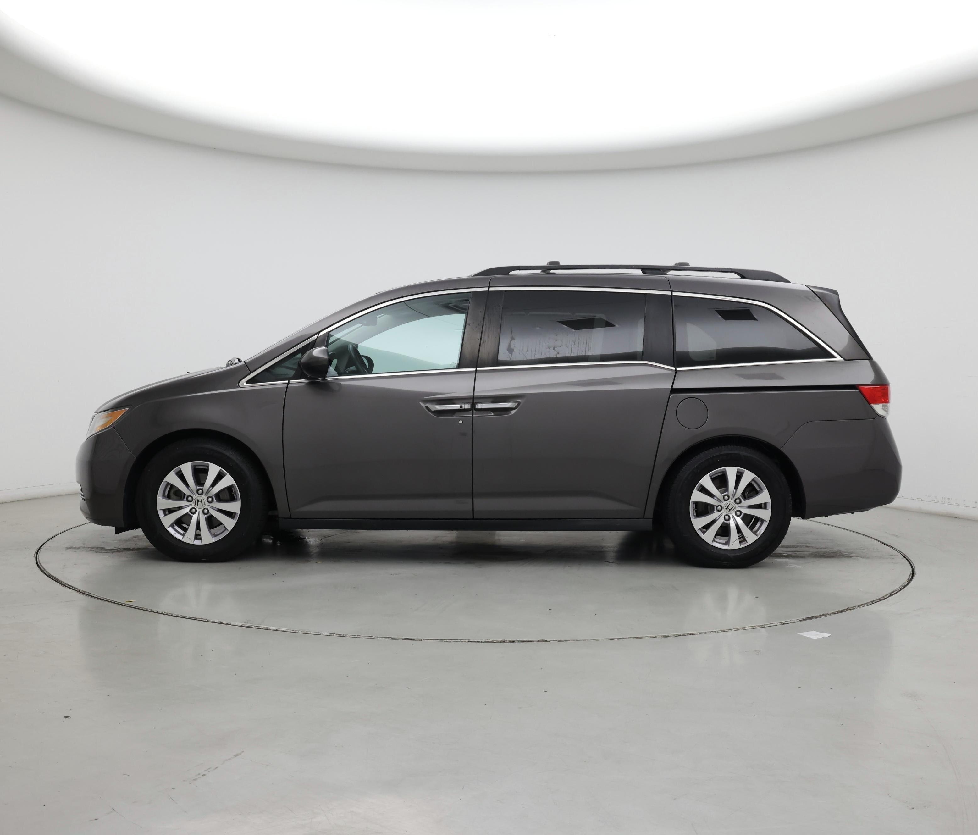 Thumbnail: 2015 Honda Odyssey - 3
