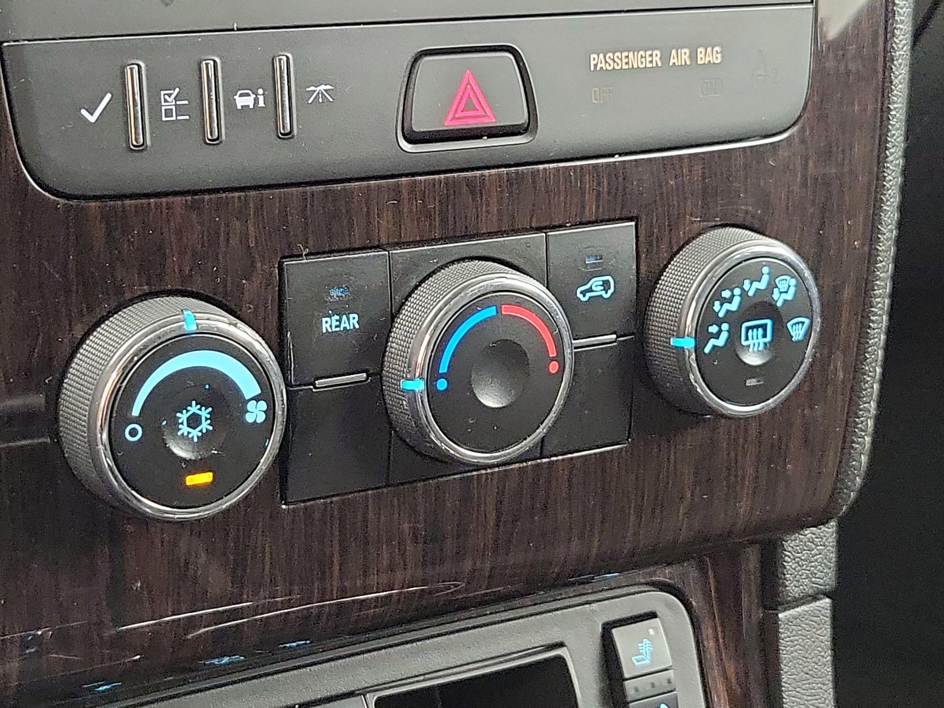 Thumbnail: 2017 Chevrolet Traverse - 16