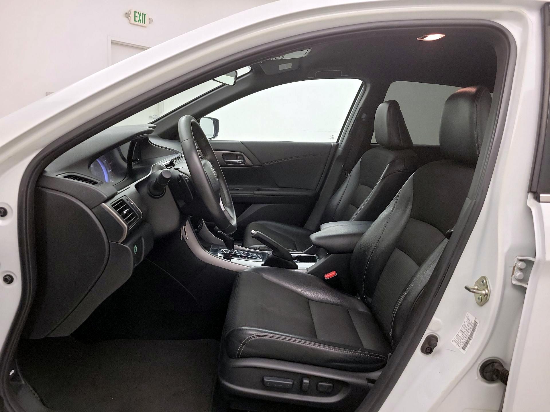 Thumbnail: 2017 Honda Accord - 11