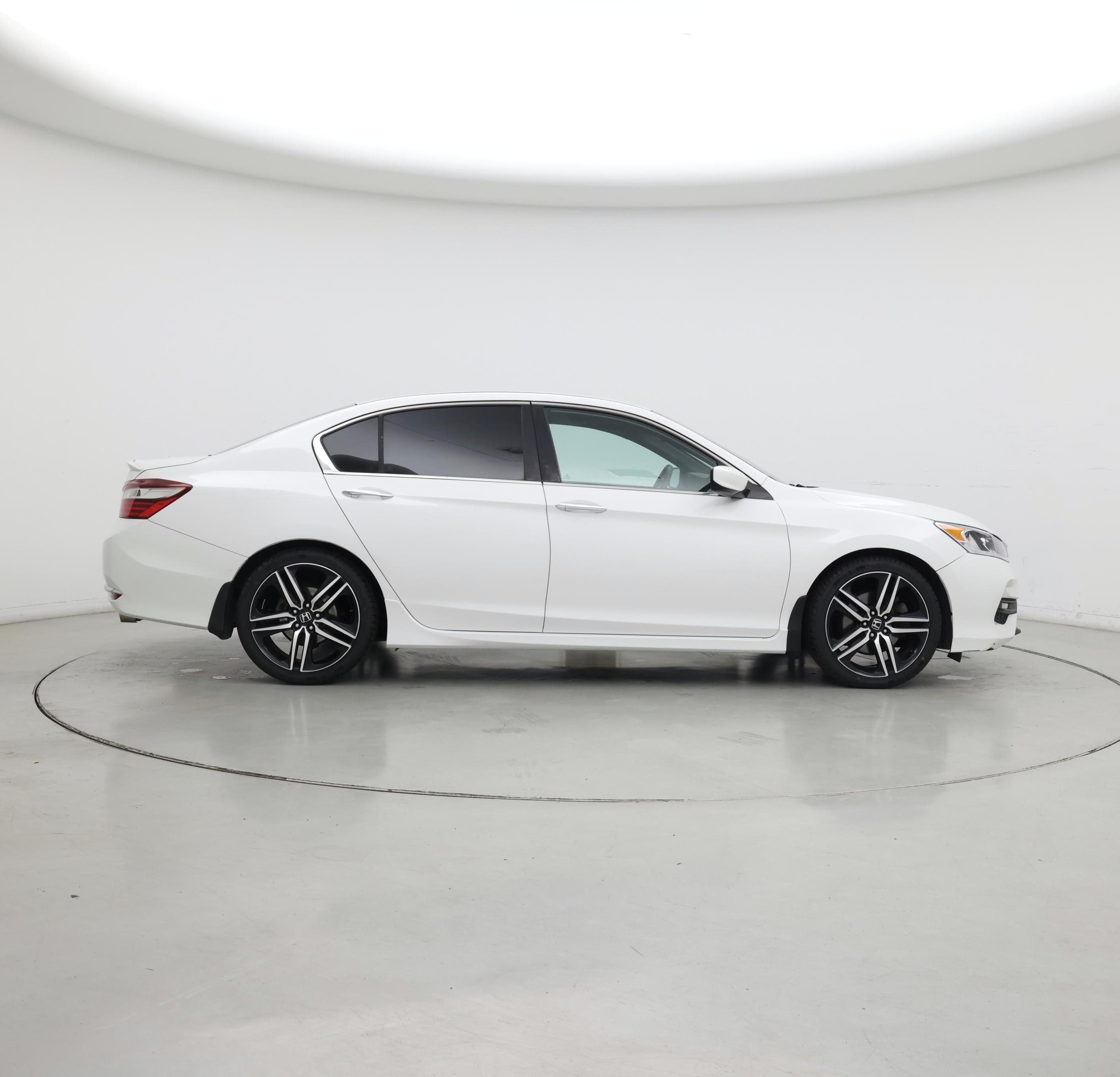 Thumbnail: 2017 Honda Accord - 7