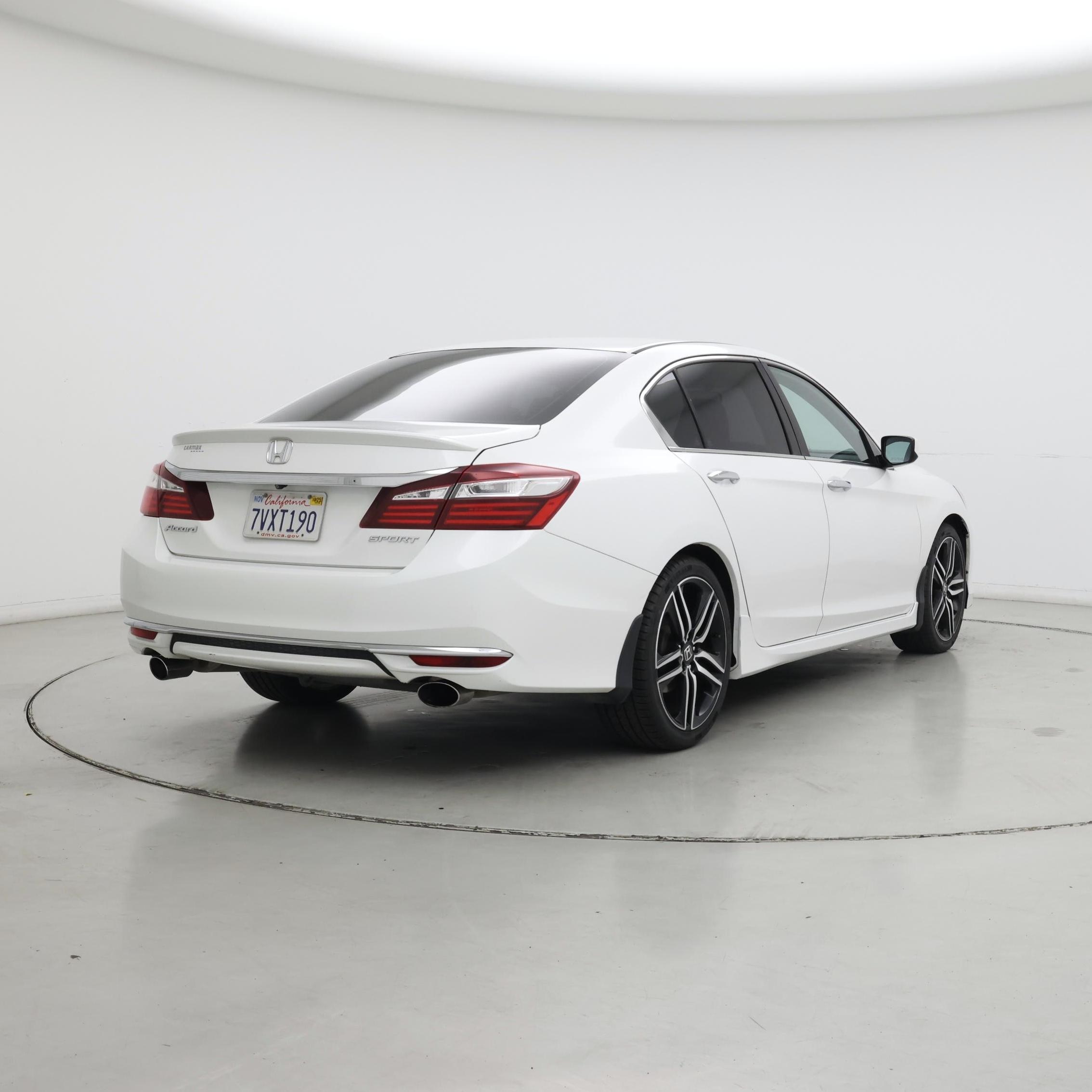 Thumbnail: 2017 Honda Accord - 8