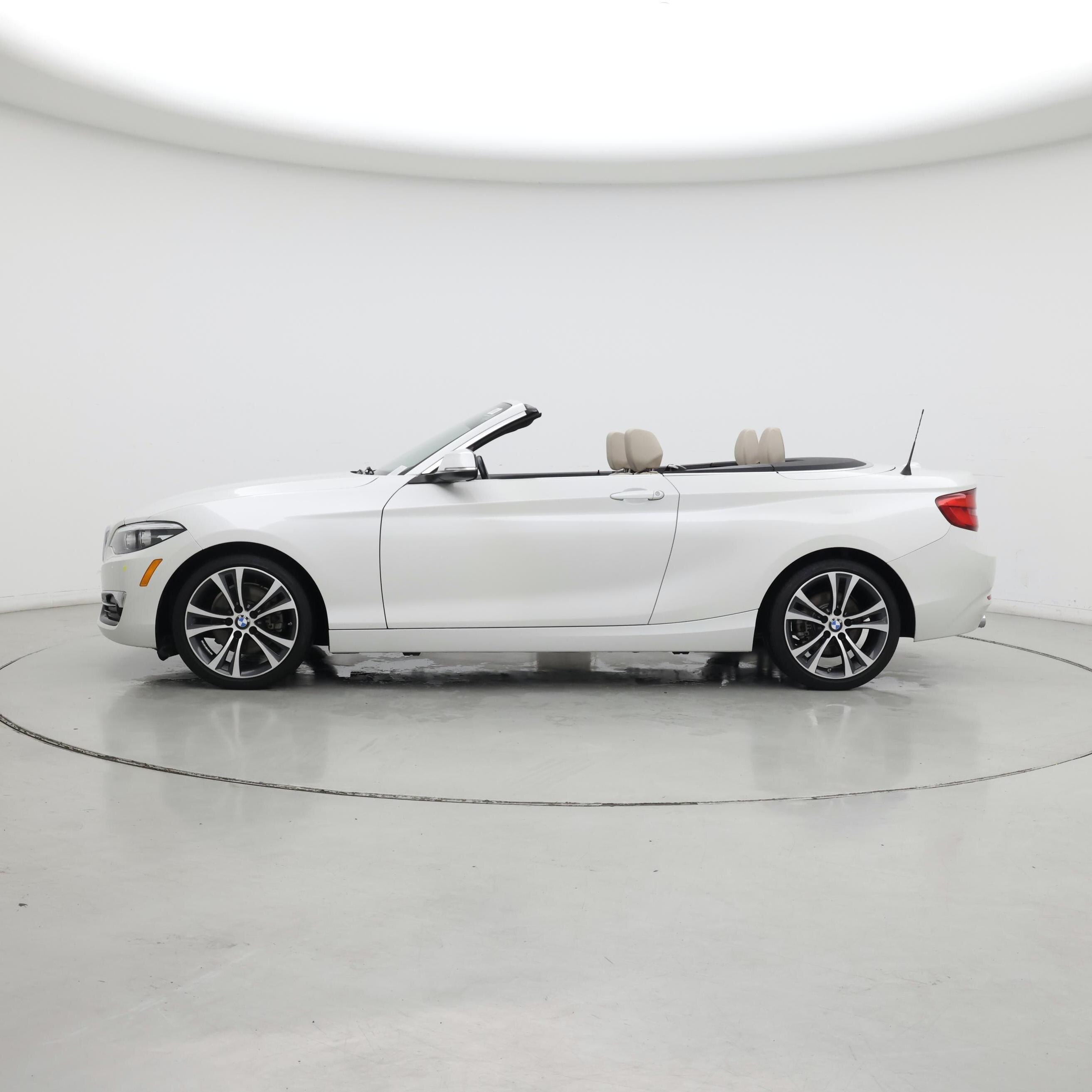 Thumbnail: 2018 BMW 2 Series - 3