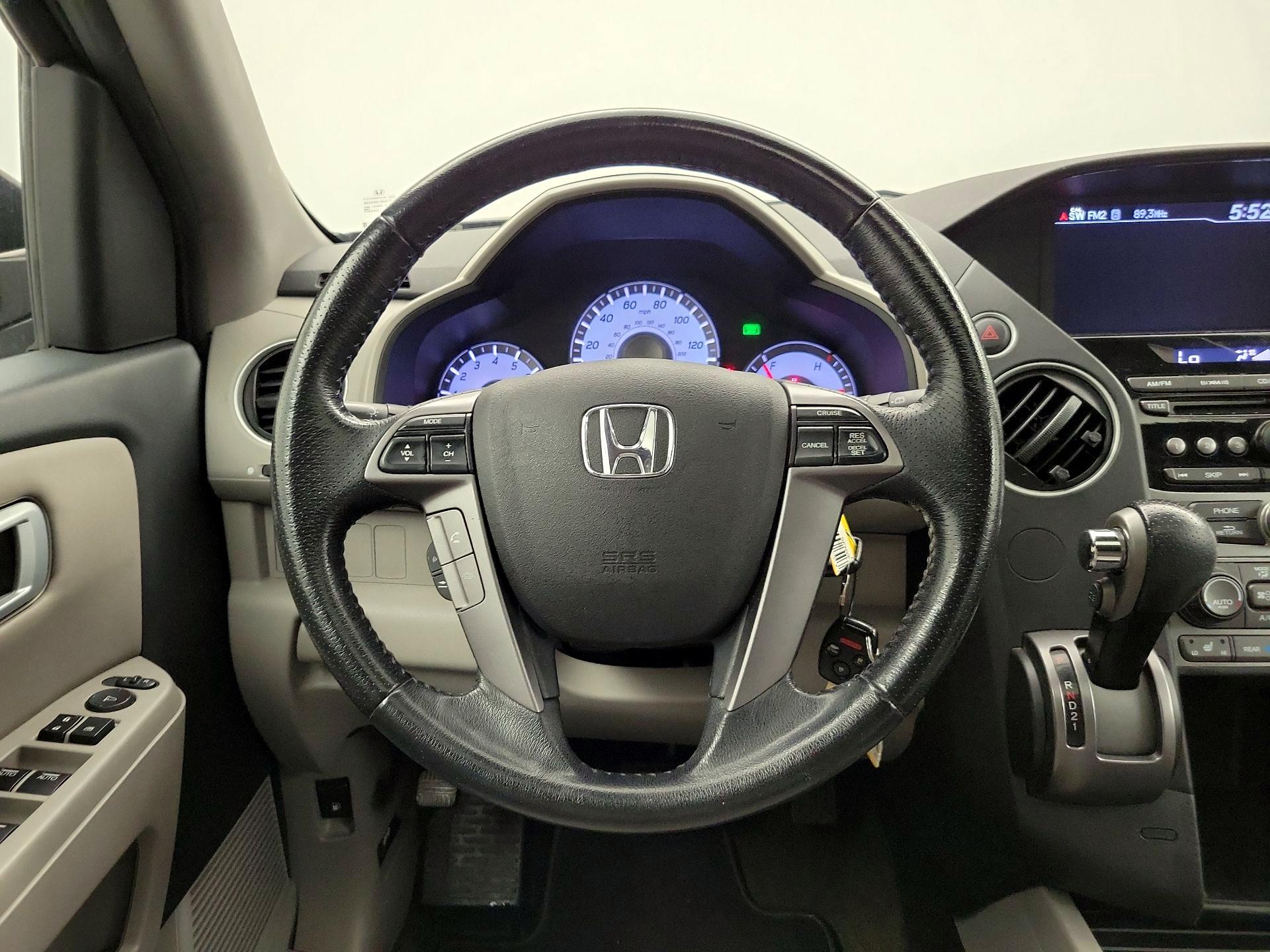 Thumbnail: 2014 Honda Pilot - 10