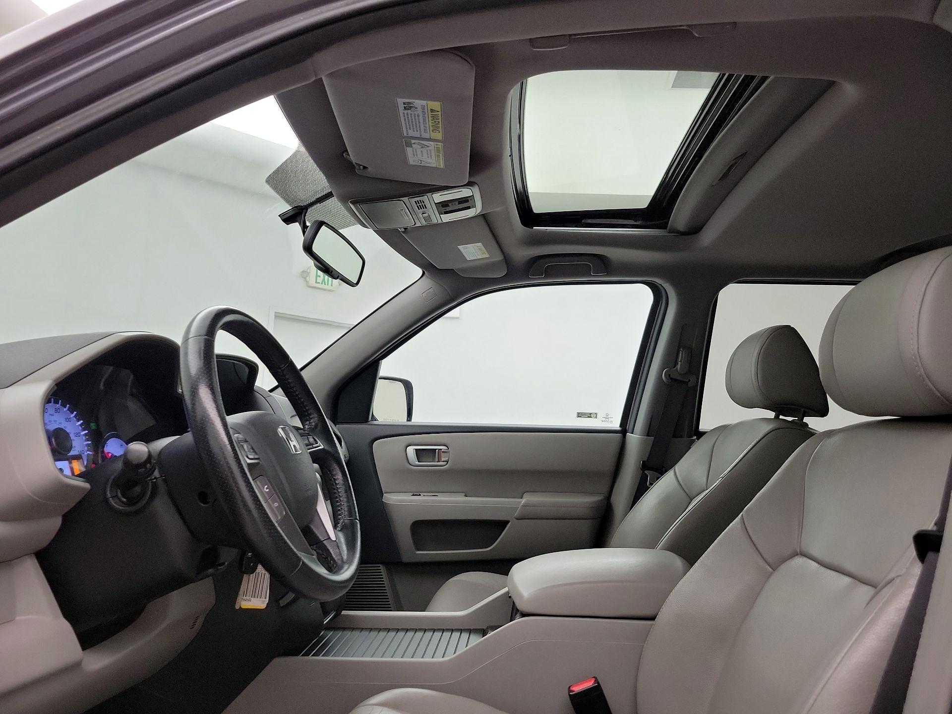 Thumbnail: 2014 Honda Pilot - 19