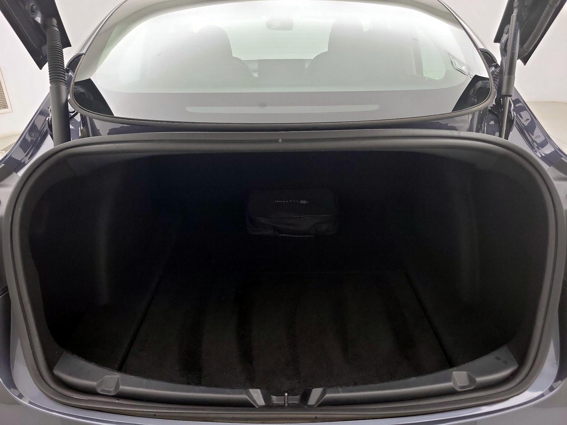 Thumbnail: 2023 Tesla Model 3 - 20
