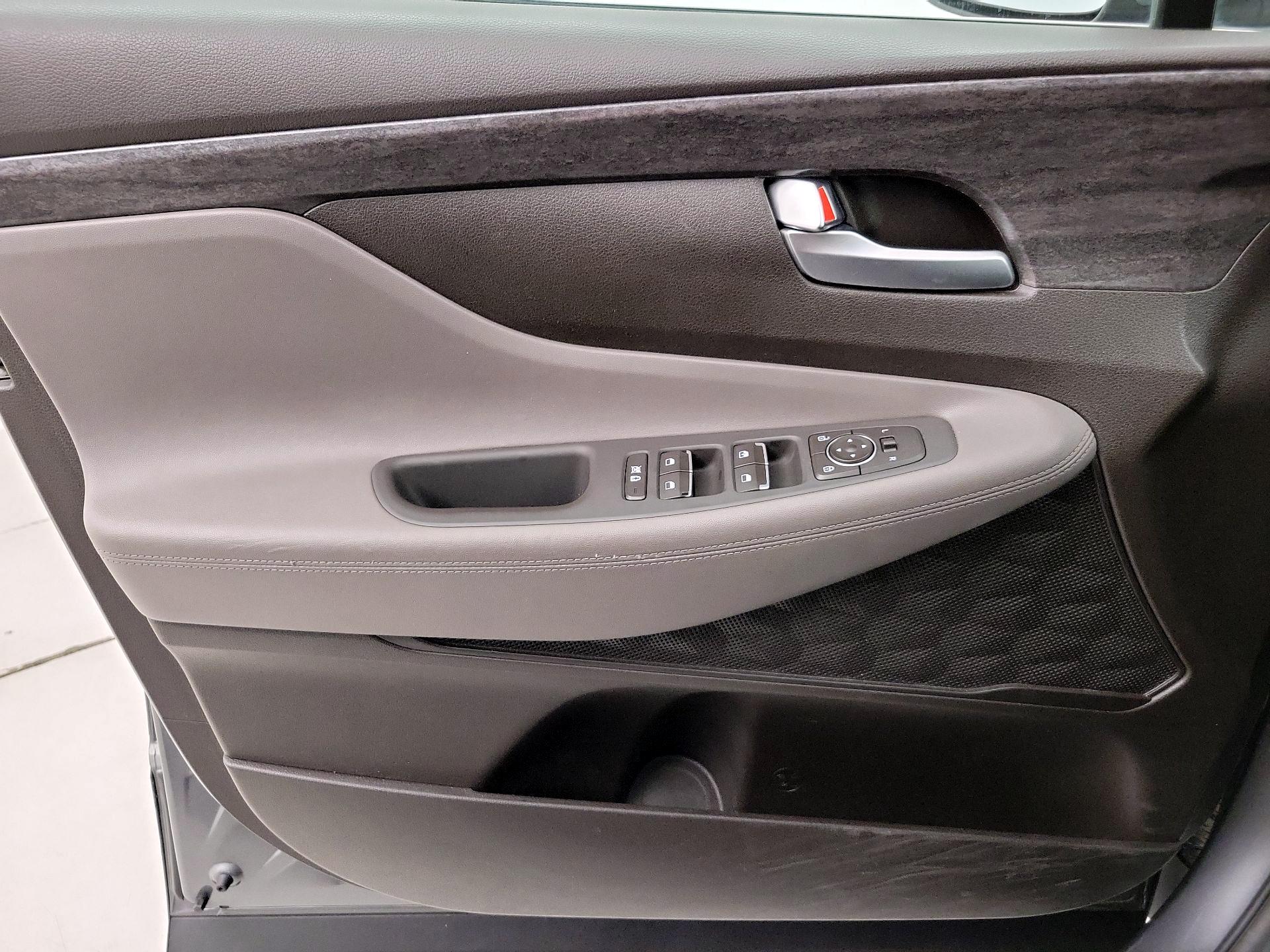 Thumbnail: 2019 Hyundai Santa Fe - 12