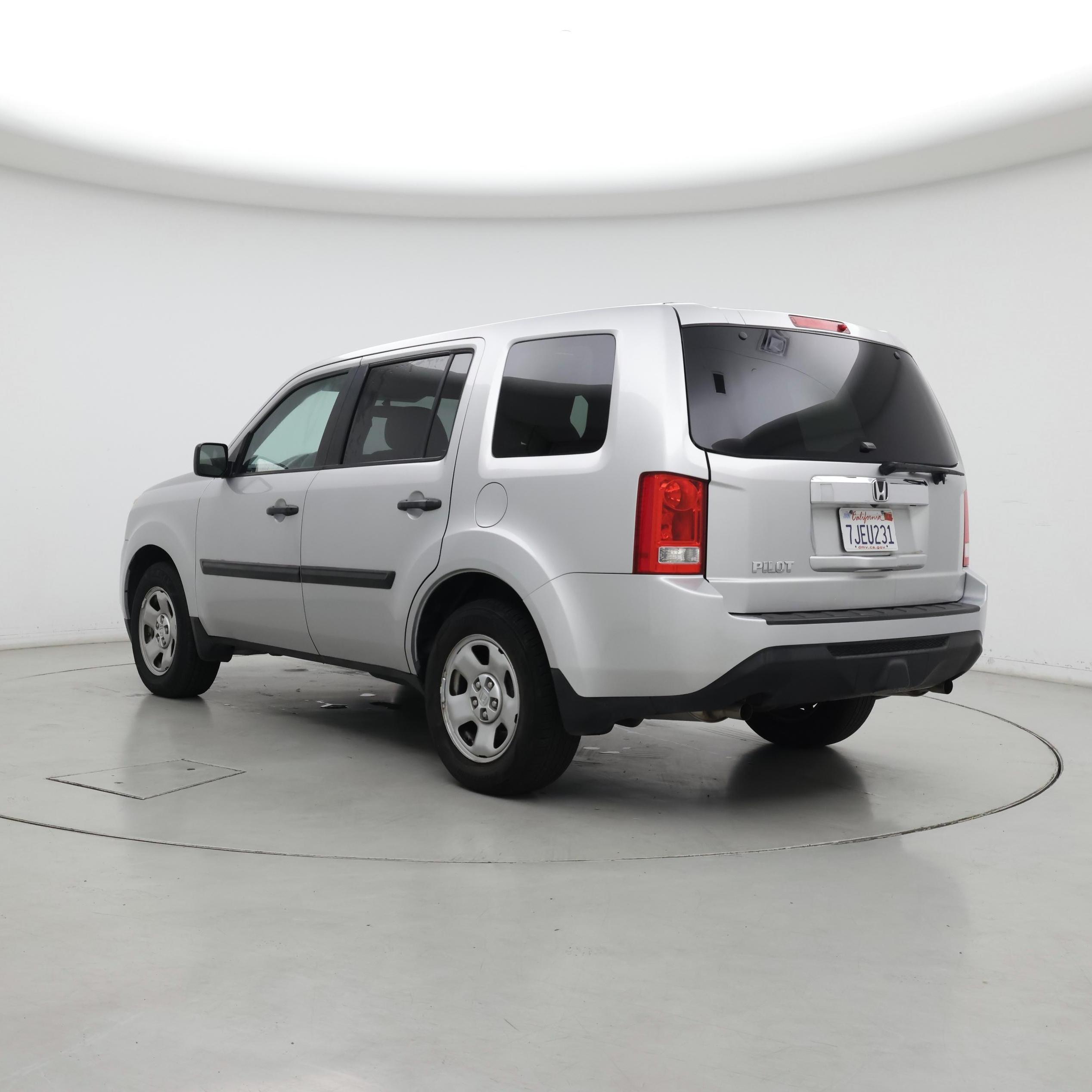 Thumbnail: 2015 Honda Pilot - 2