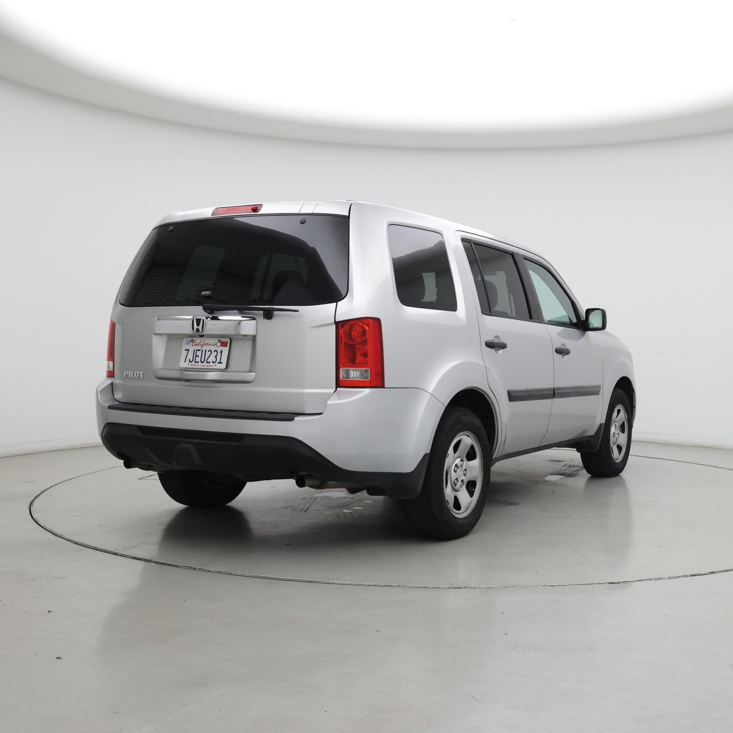 Thumbnail: 2015 Honda Pilot - 8