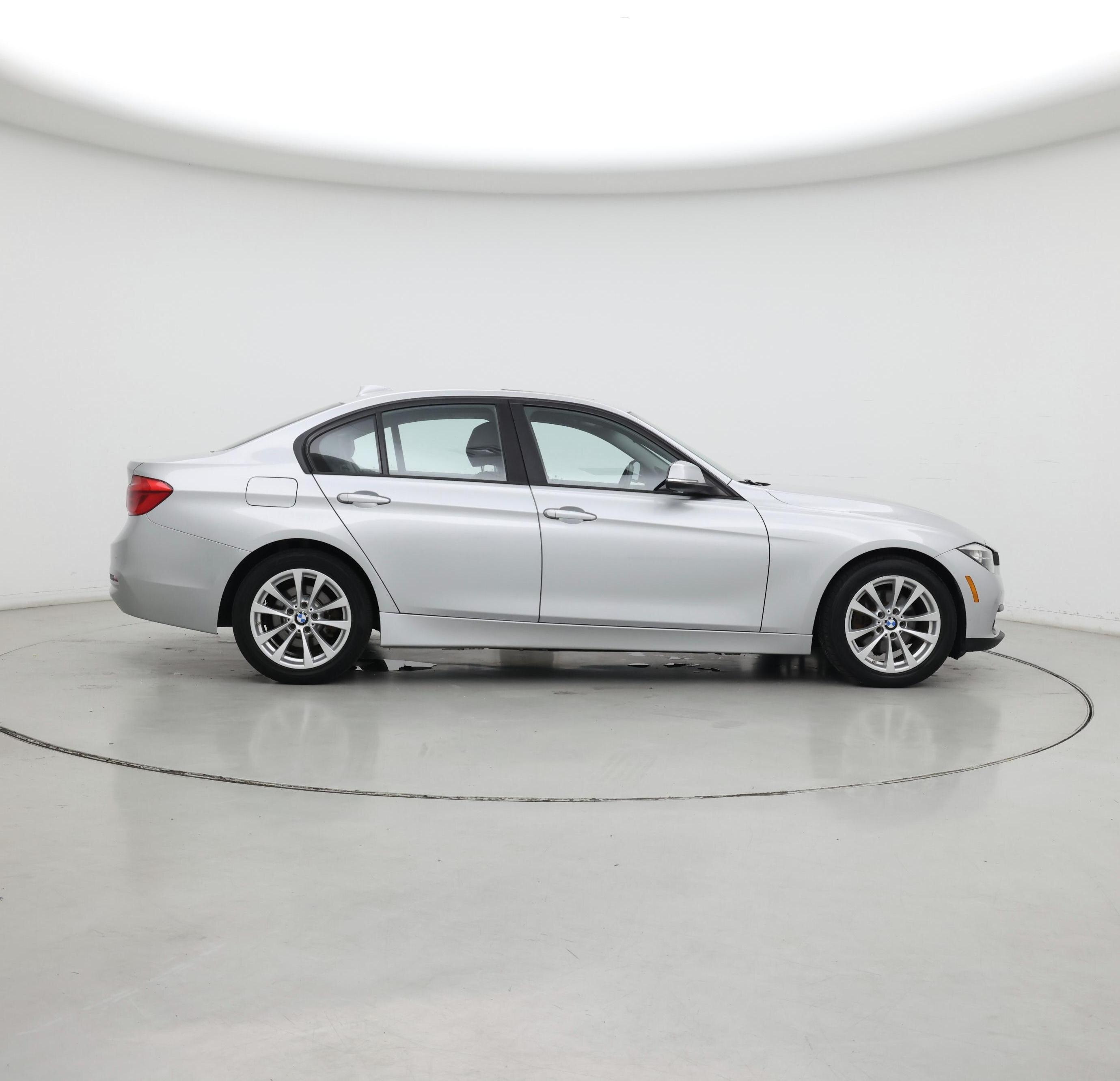 Thumbnail: 2016 BMW 3 Series - 7