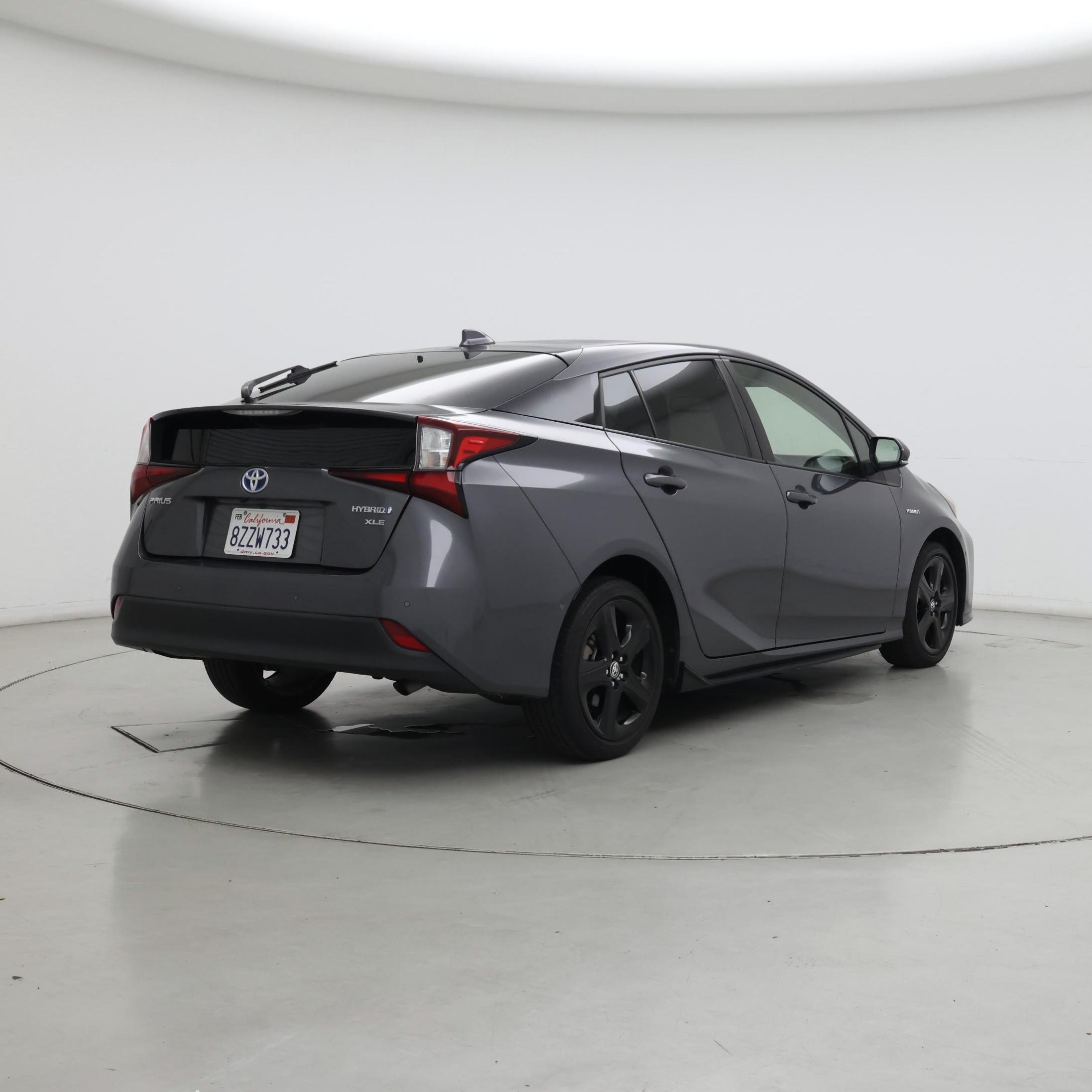 Thumbnail: 2022 Toyota Prius - 8
