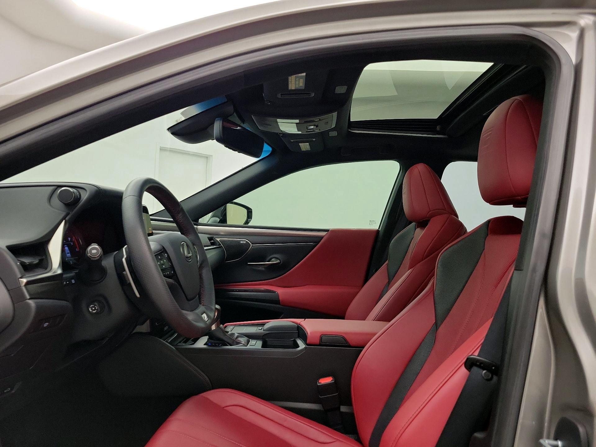 Thumbnail: 2019 Lexus ES - 20