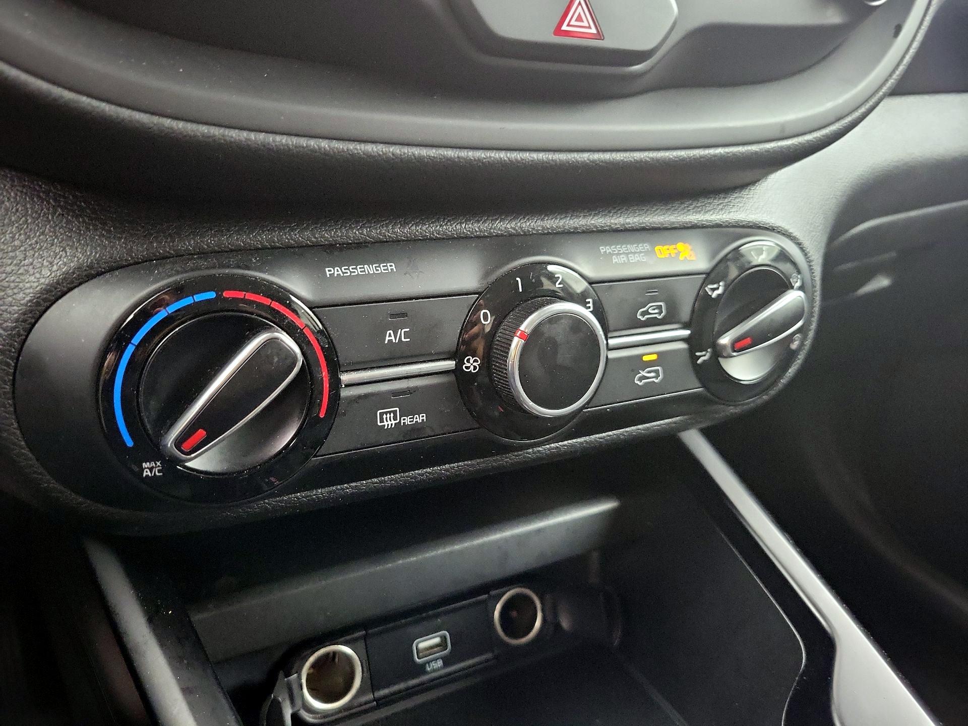 Thumbnail: 2022 Kia Soul - 16