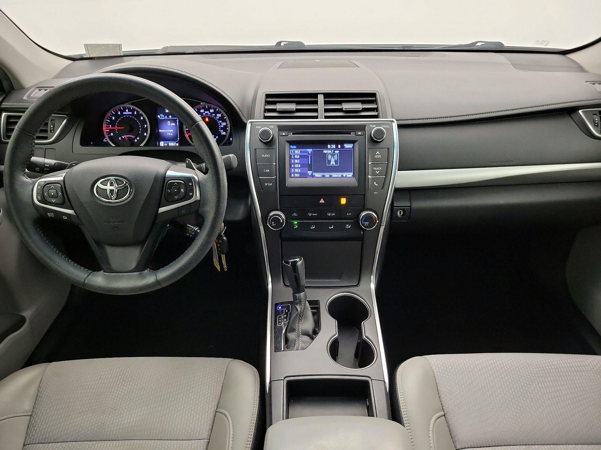 Thumbnail: 2017 Toyota Camry - 9