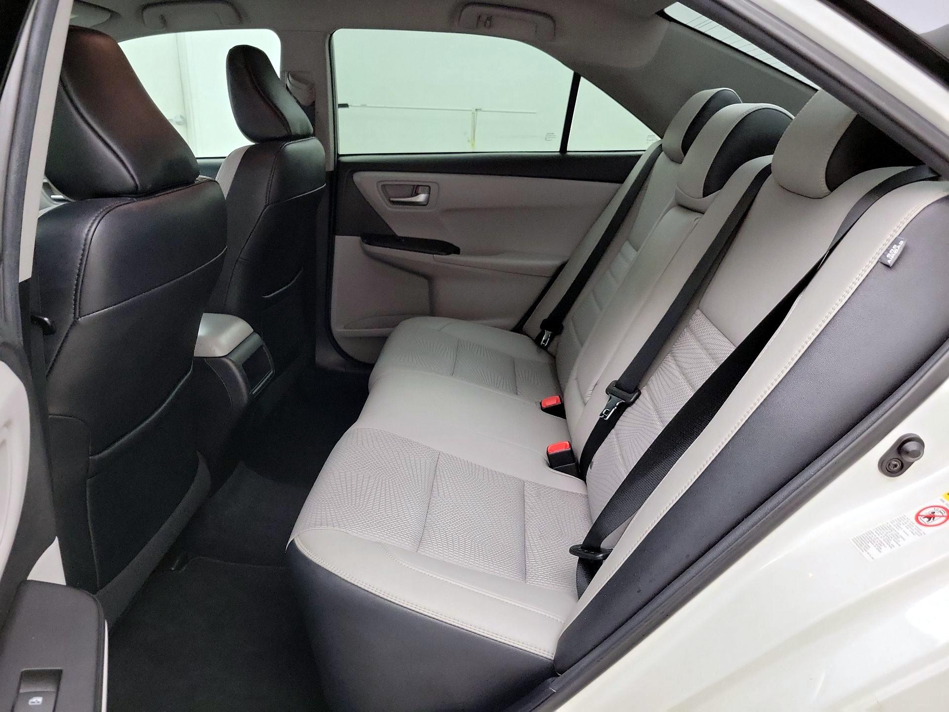 Thumbnail: 2017 Toyota Camry - 19