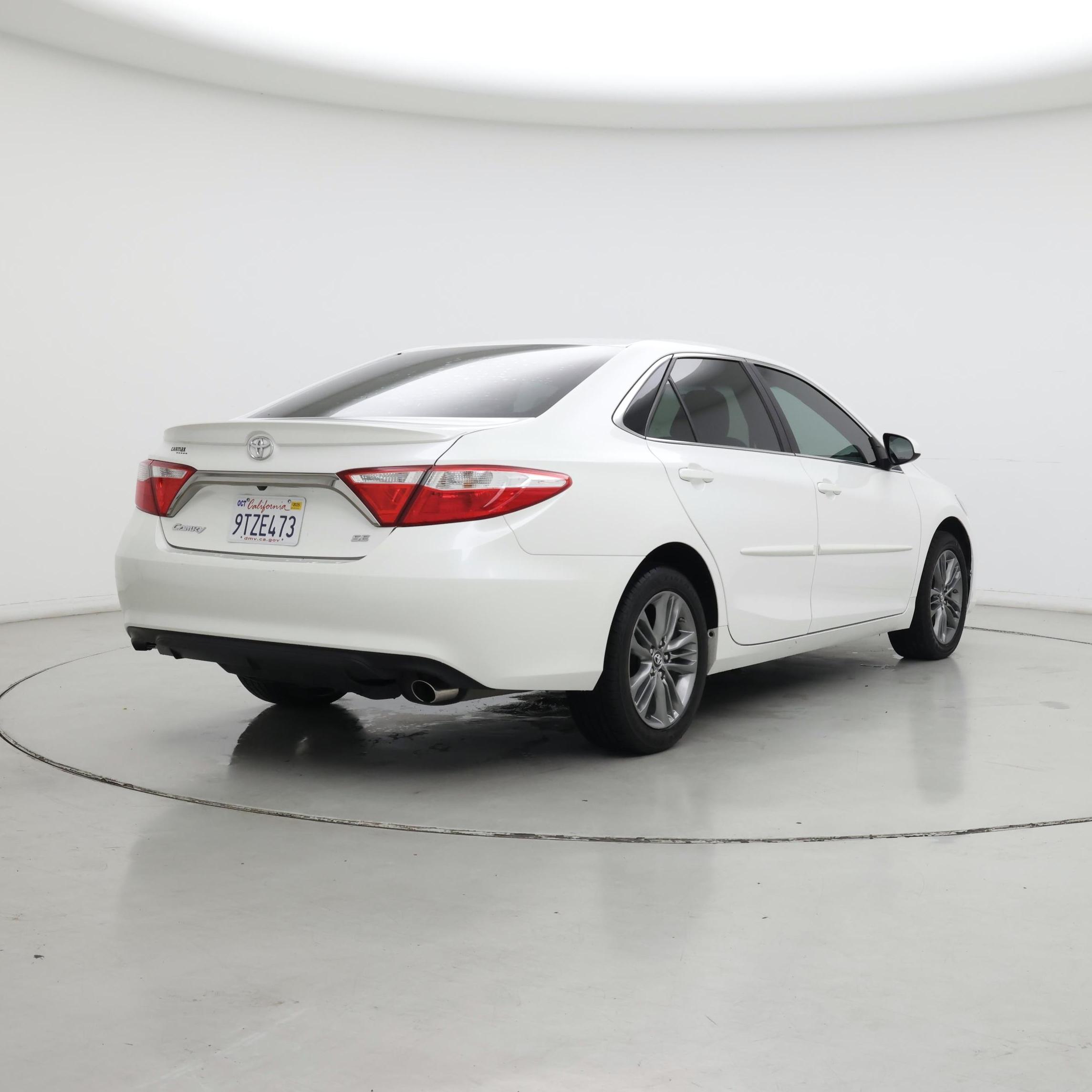 Thumbnail: 2017 Toyota Camry - 8