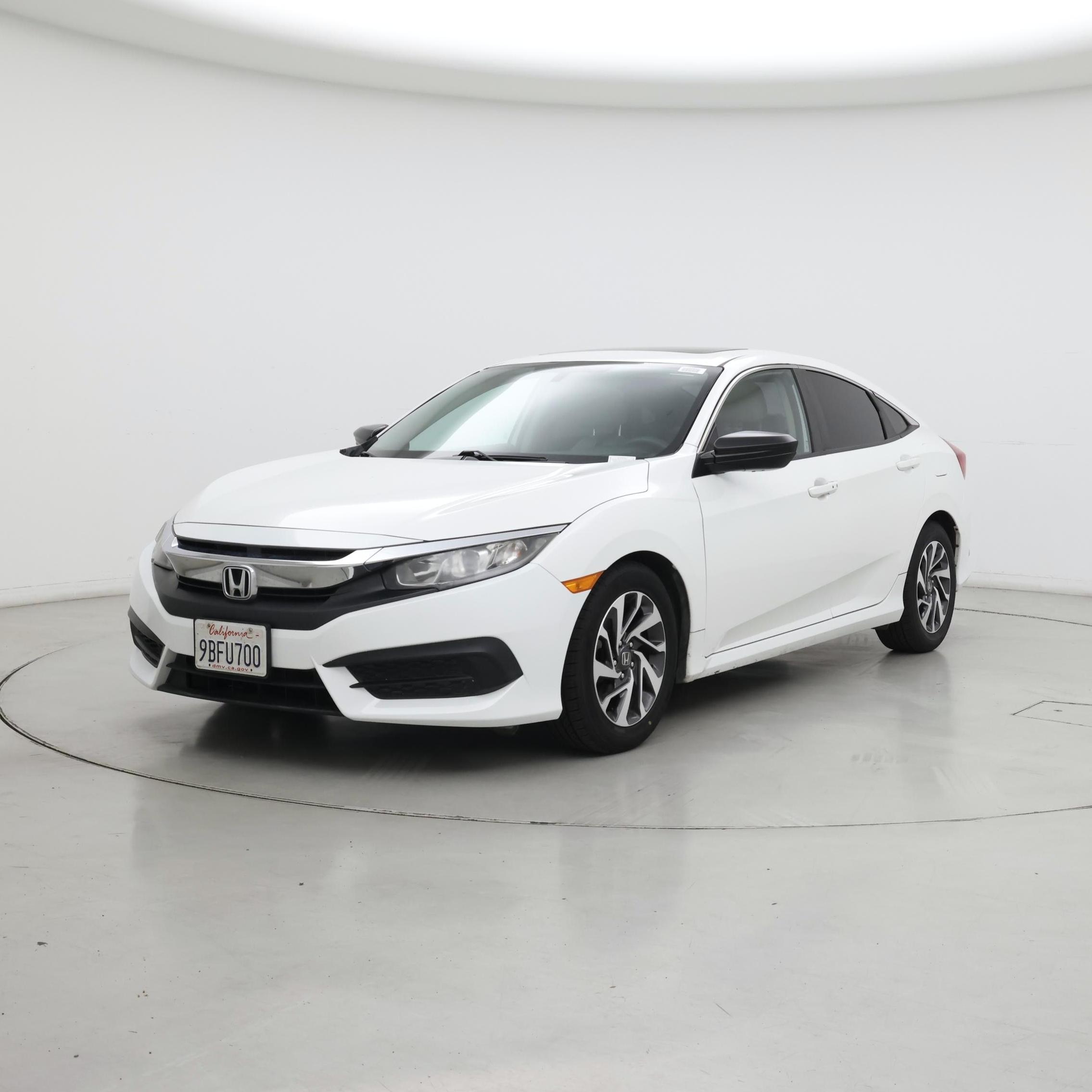 Thumbnail: 2017 Honda Civic - 4