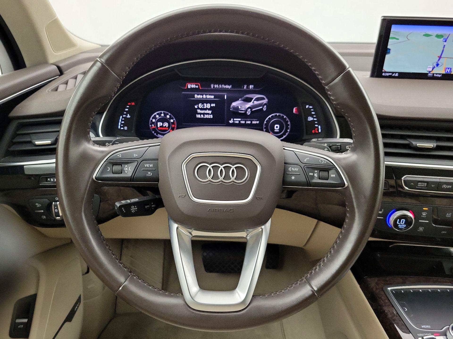 Thumbnail: 2019 Audi Q7 - 10