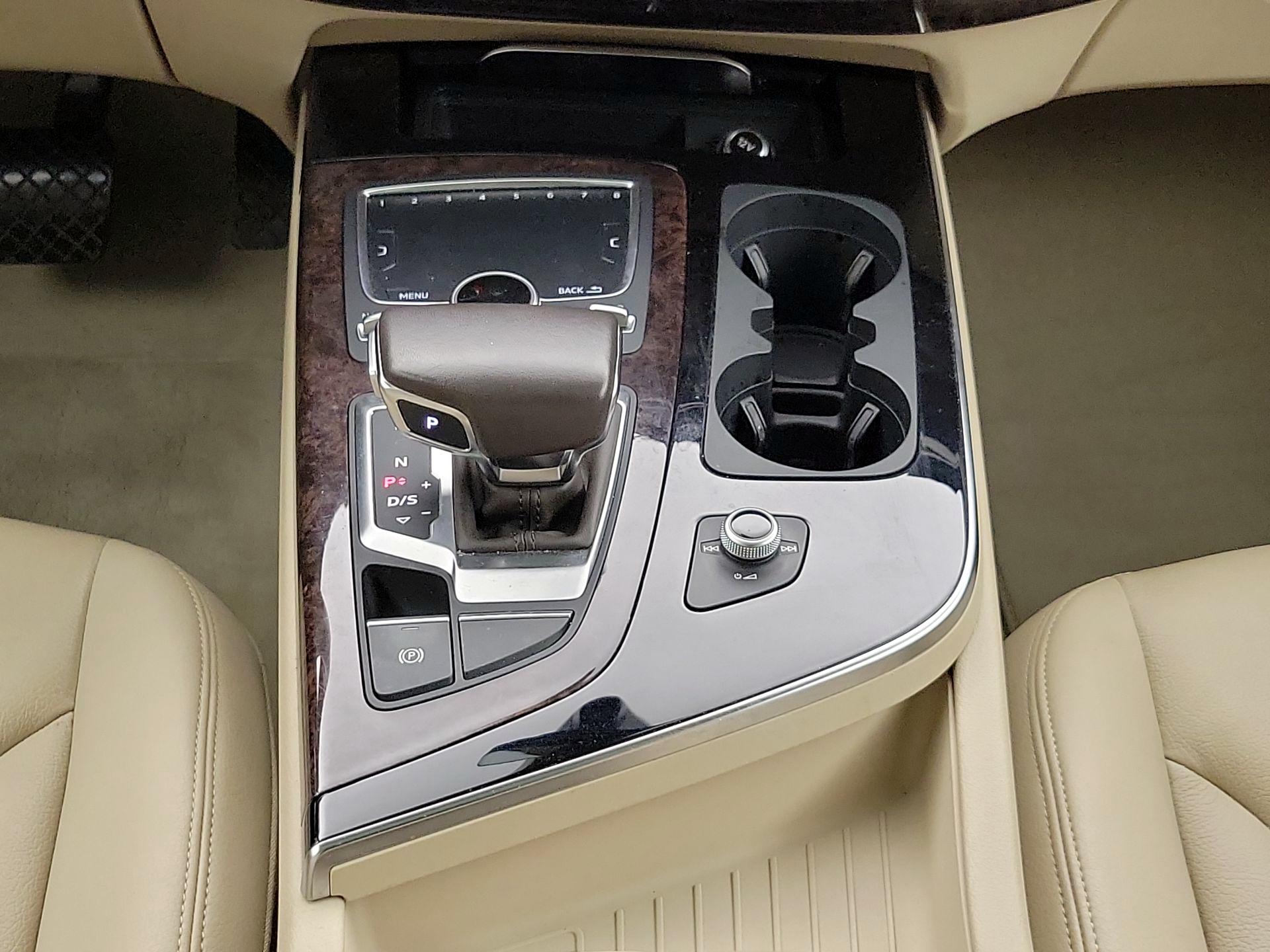 Thumbnail: 2019 Audi Q7 - 18