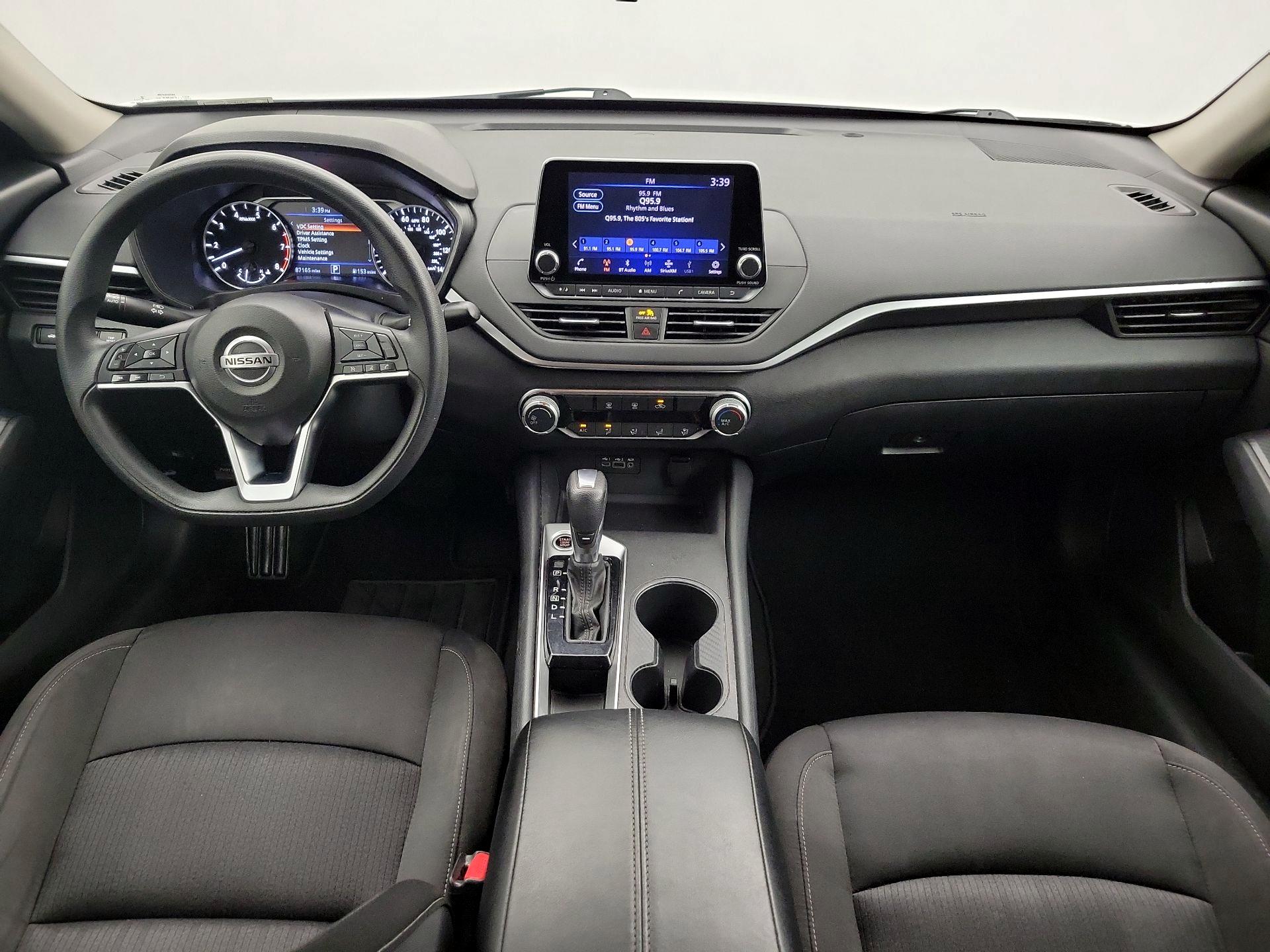 Thumbnail: 2020 Nissan Altima - 9