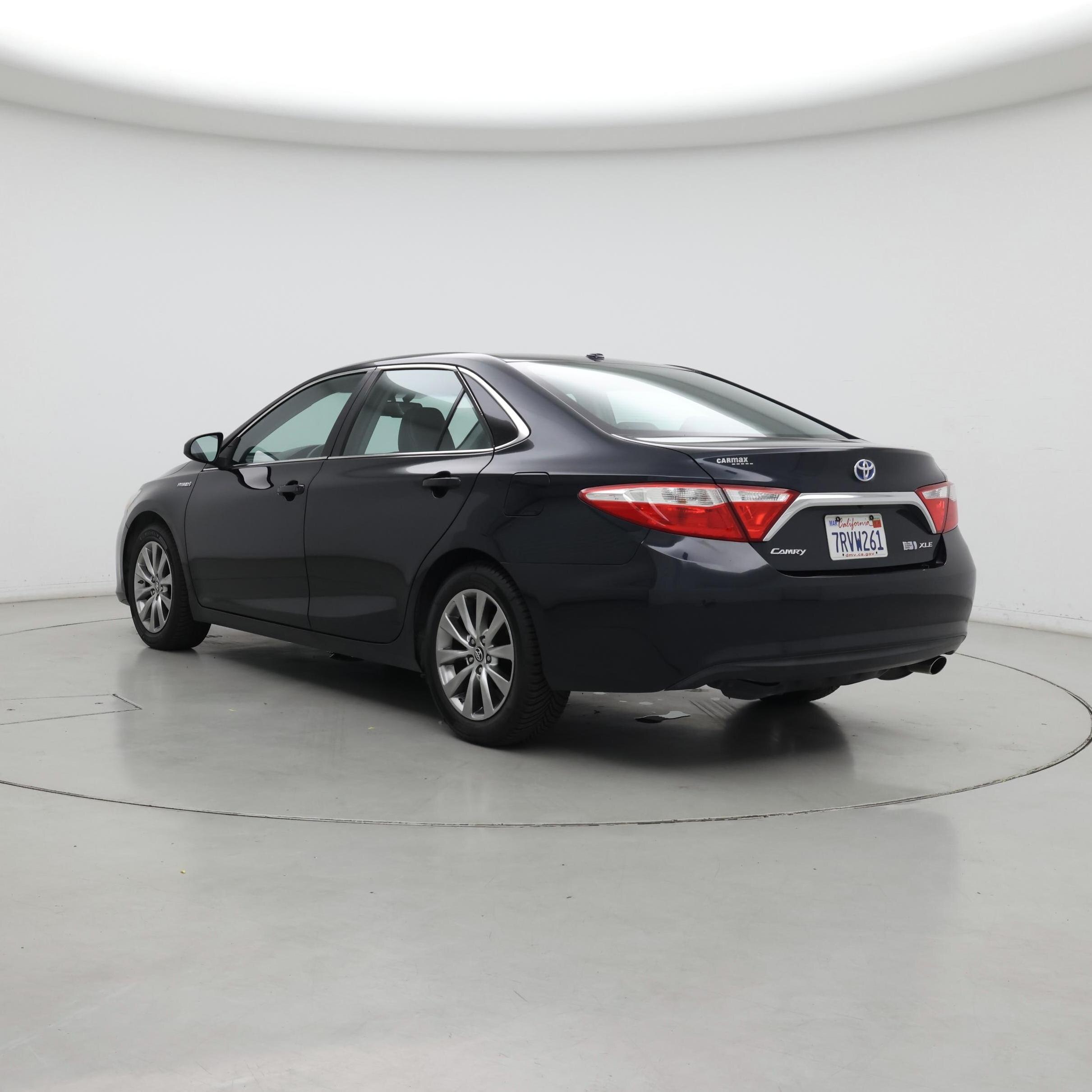 Thumbnail: 2016 Toyota Camry - 2