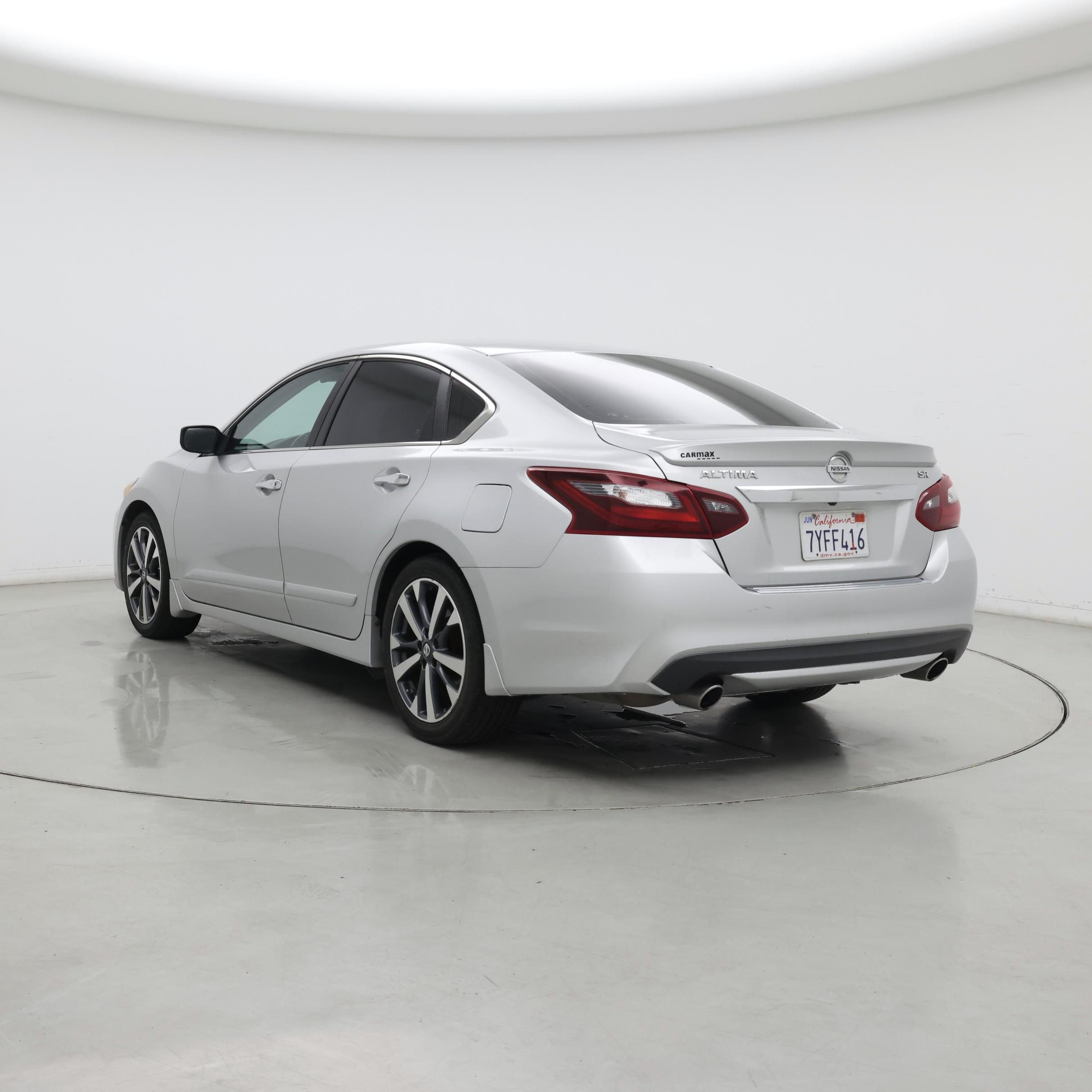 Thumbnail: 2017 Nissan Altima - 2