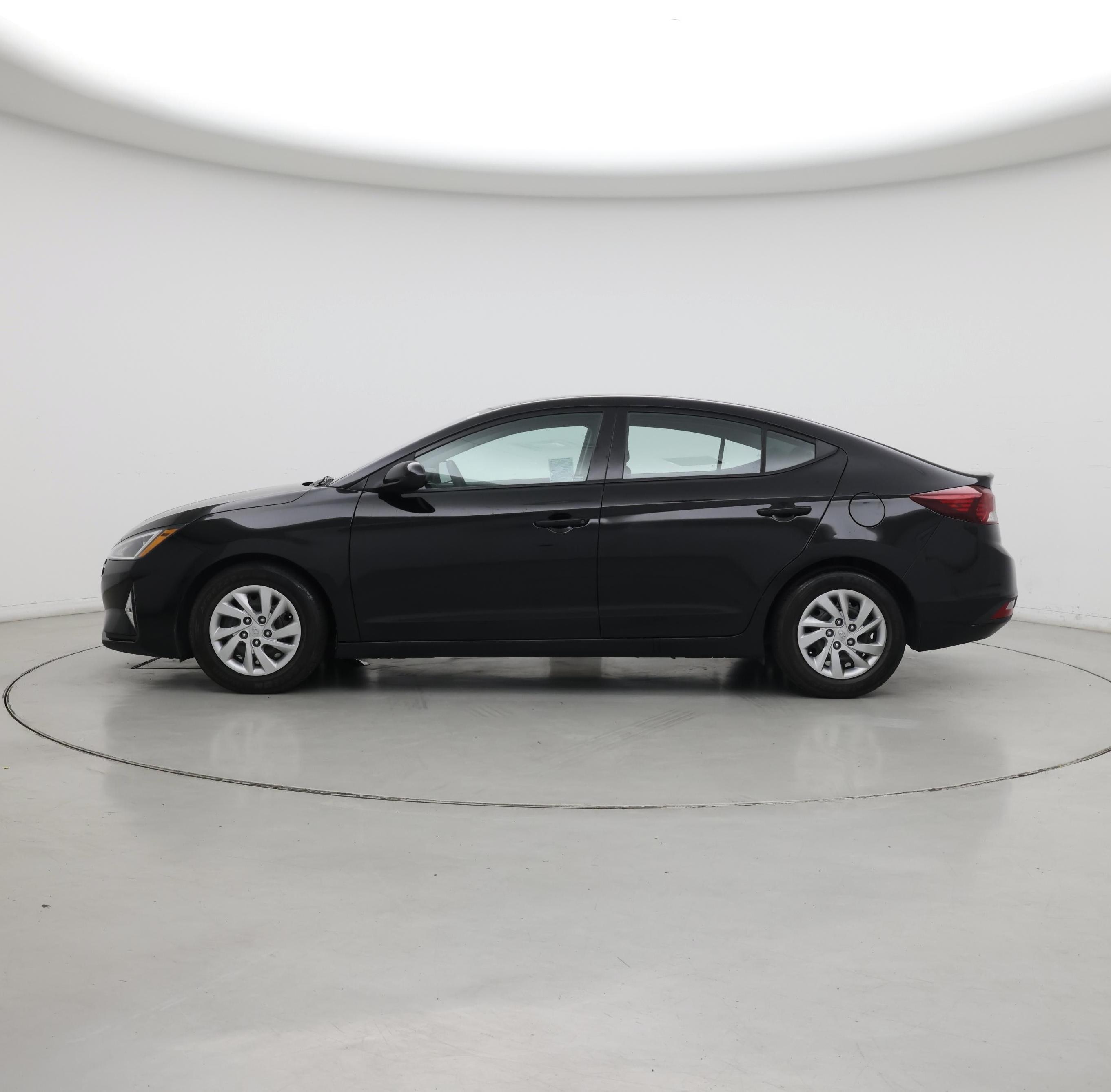 Thumbnail: 2020 Hyundai Elantra - 3