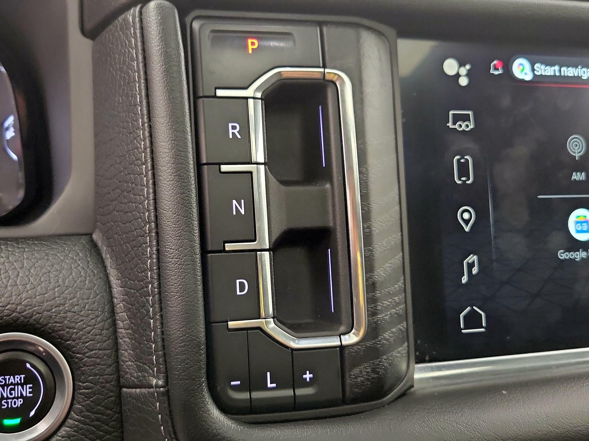 Thumbnail: 2023 GMC Yukon XL - 18