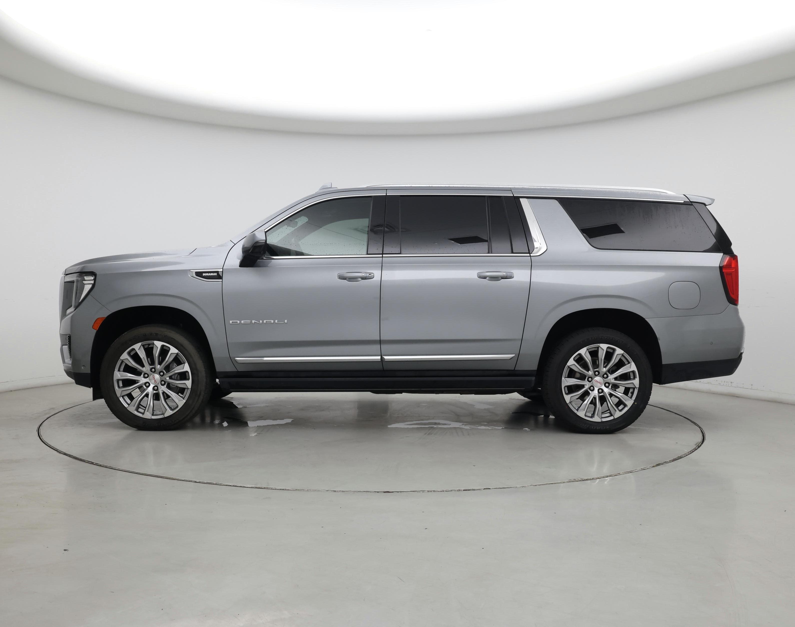 Thumbnail: 2023 GMC Yukon XL - 3