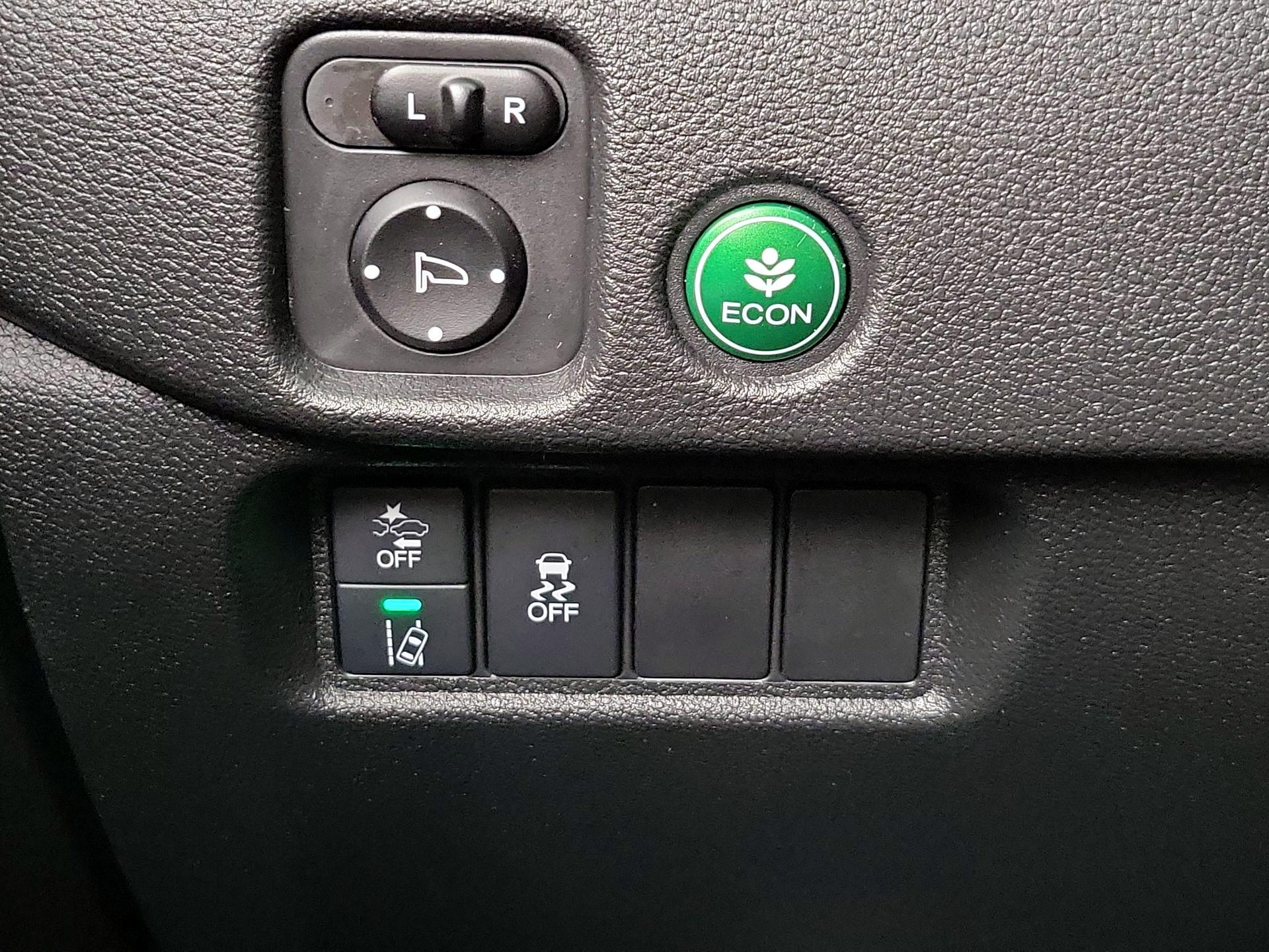 Thumbnail: 2019 Honda Passport - 13