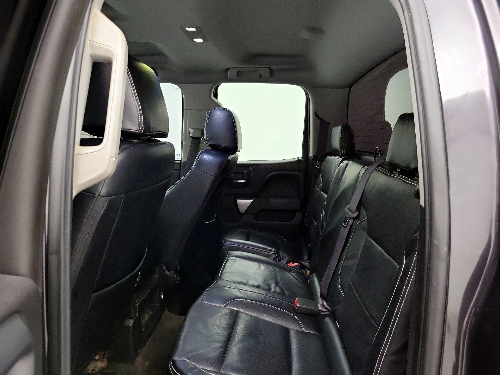 Thumbnail: 2015 Chevrolet Silverado 1500 - 19