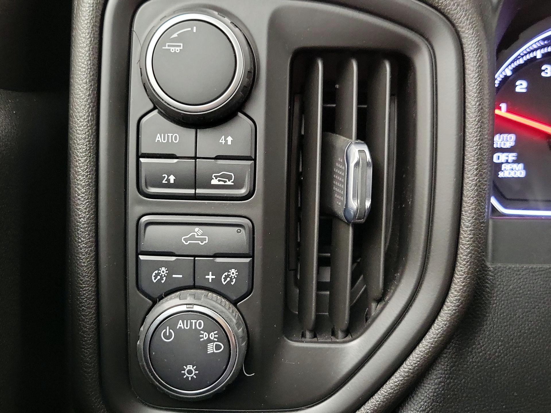 Thumbnail: 2022 Chevrolet Silverado 1500 - 13