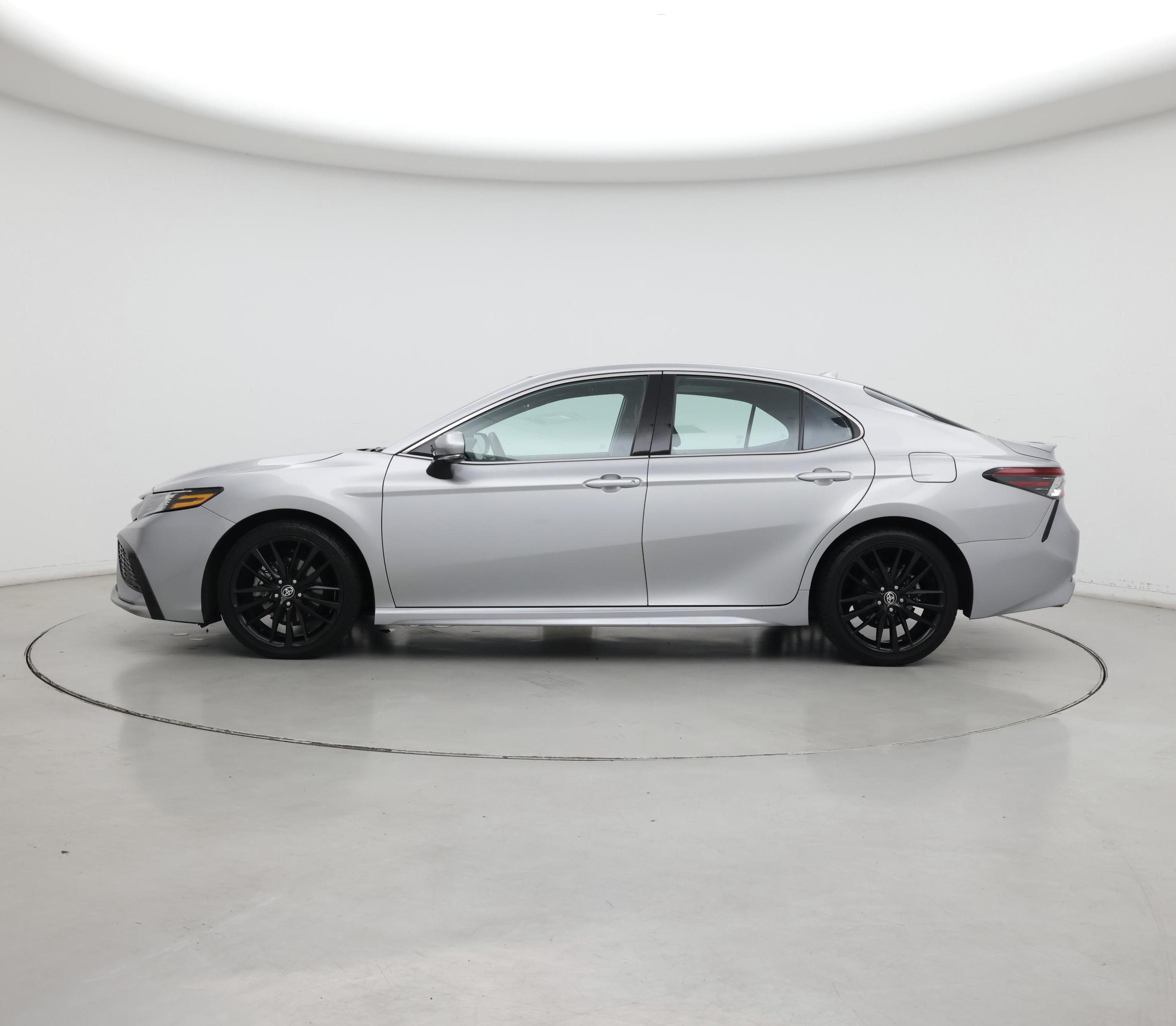 Thumbnail: 2024 Toyota Camry - 3