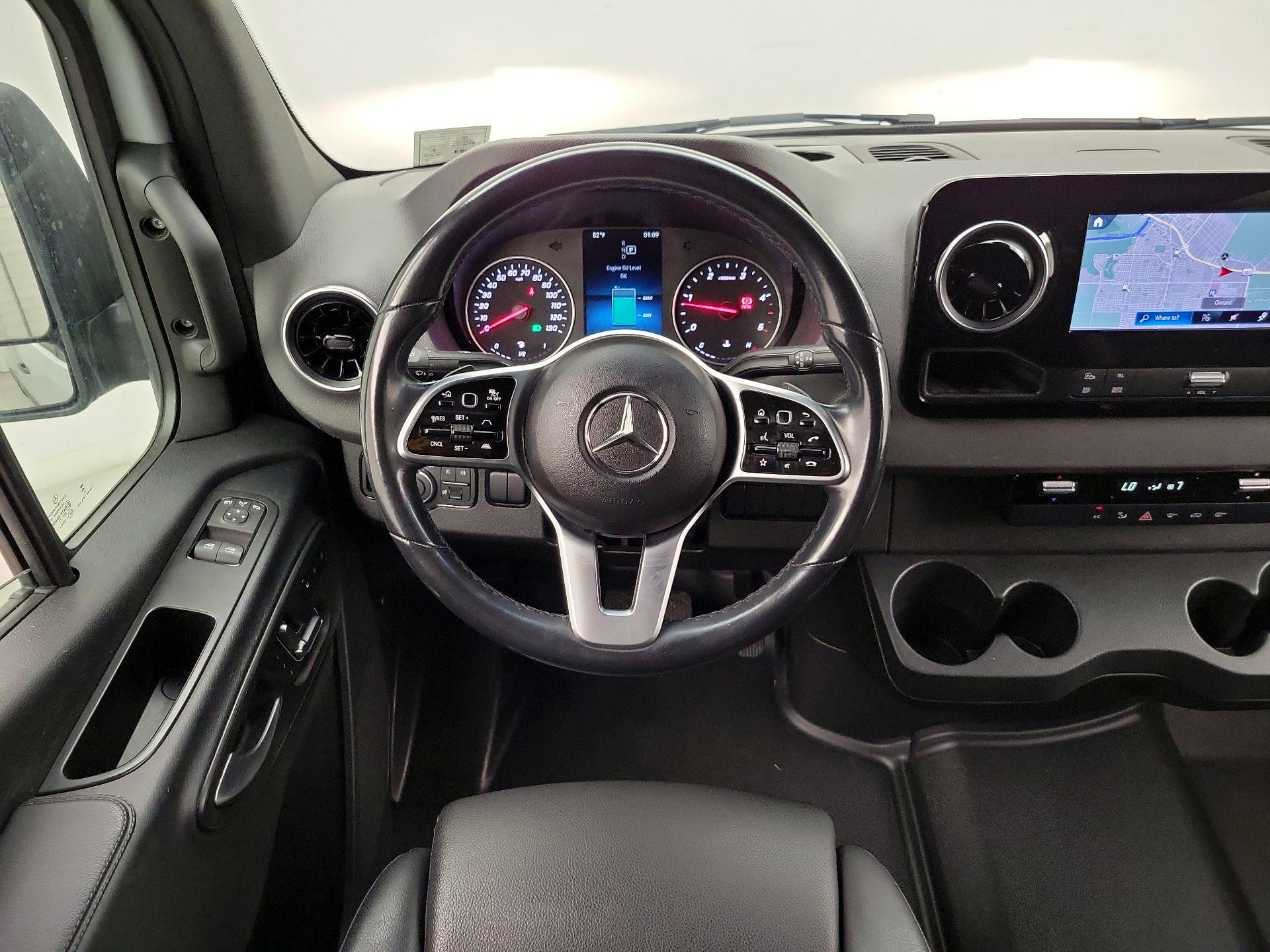 Thumbnail: 2023 Mercedes-Benz Sprinter - 10
