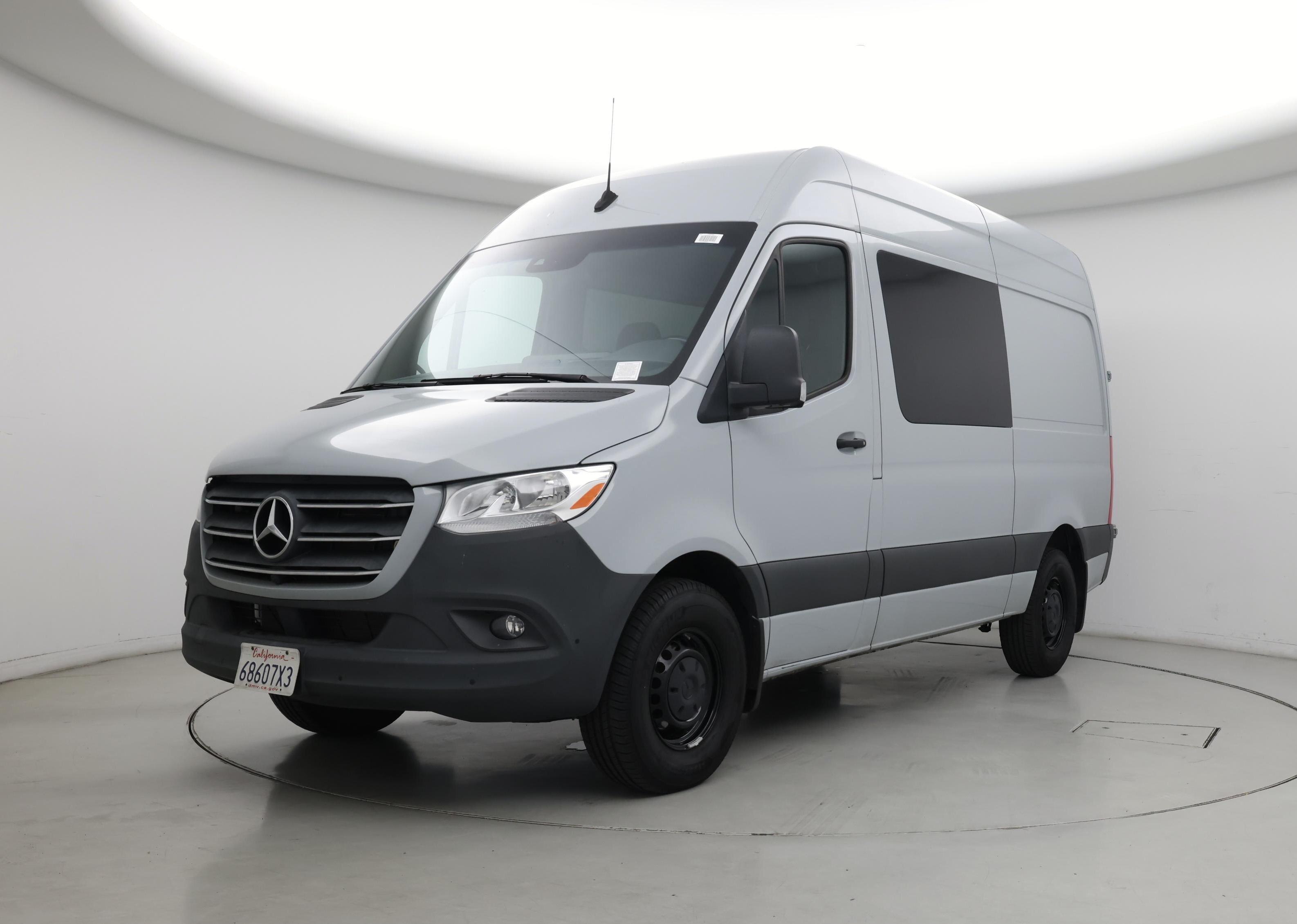 Thumbnail: 2023 Mercedes-Benz Sprinter - 4