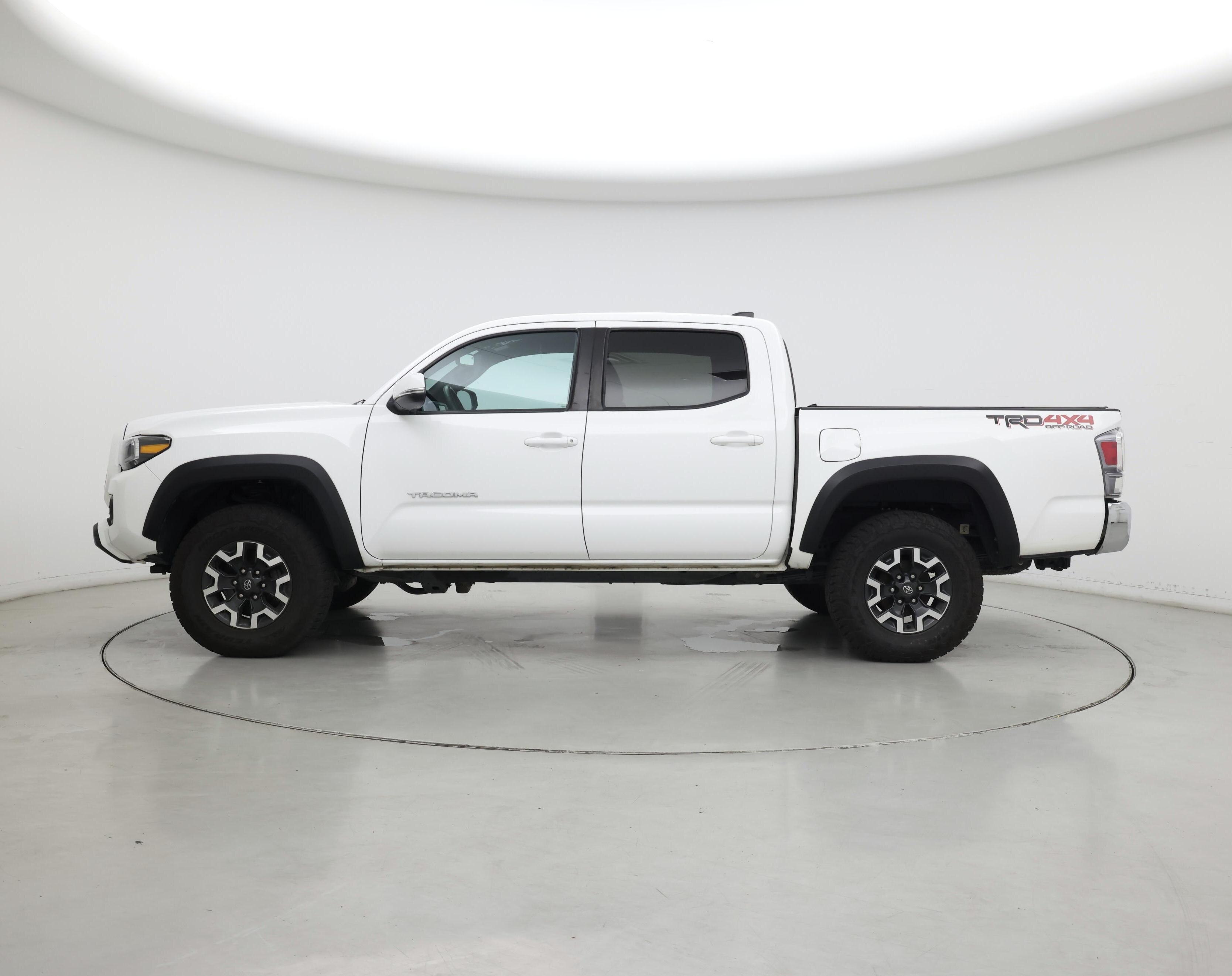 Thumbnail: 2023 Toyota Tacoma - 3