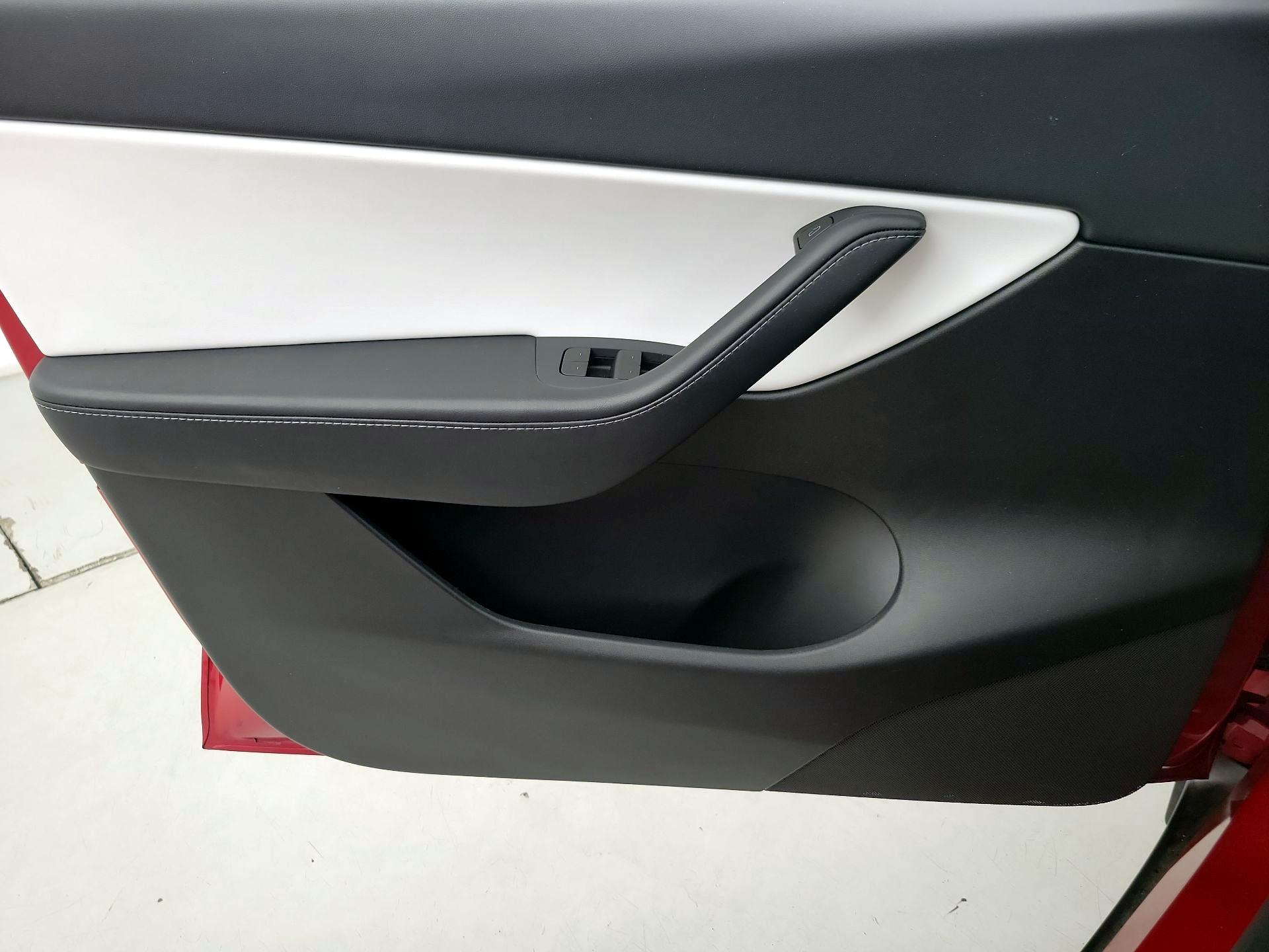 Thumbnail: 2021 Tesla Model Y - 12