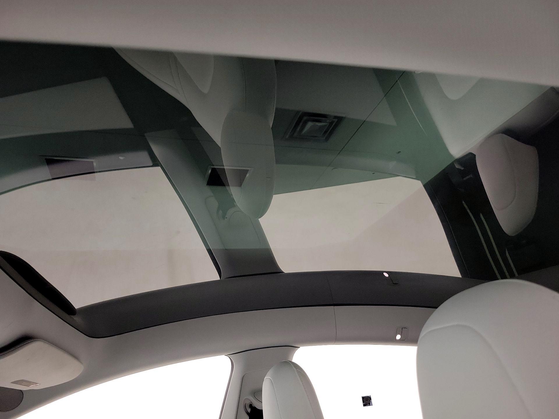 Thumbnail: 2021 Tesla Model Y - 19