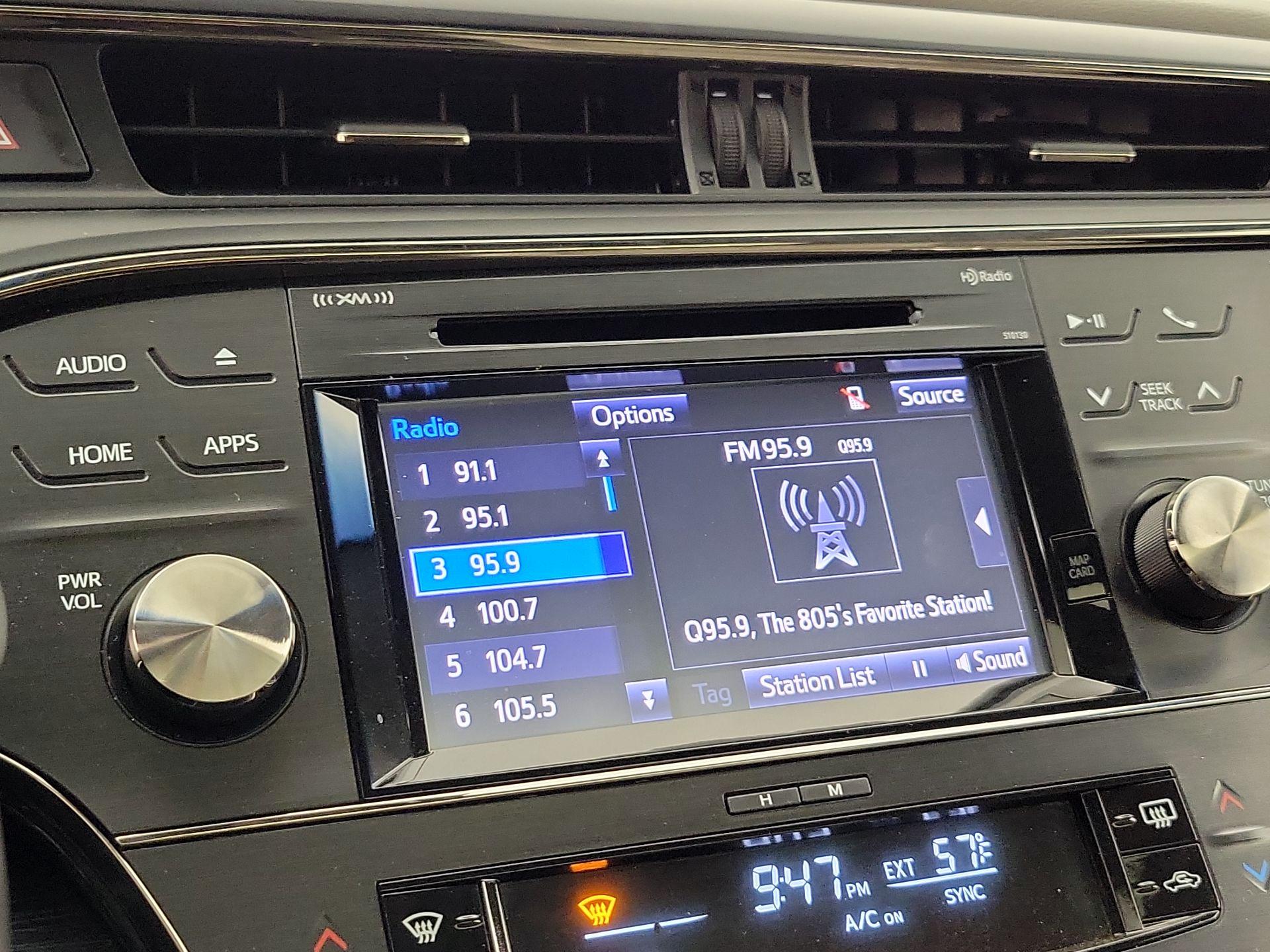 Thumbnail: 2016 Toyota Avalon - 16