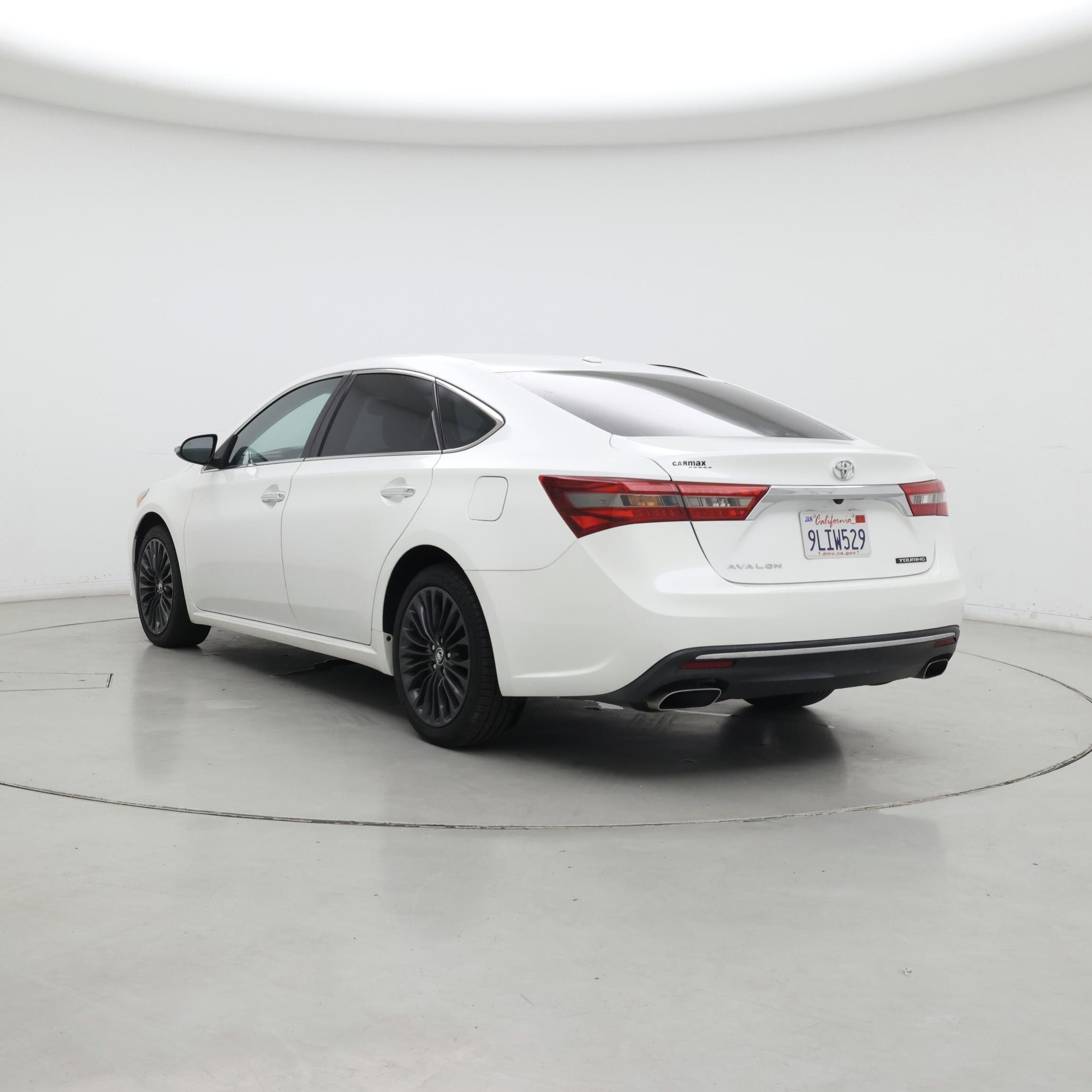 Thumbnail: 2016 Toyota Avalon - 2