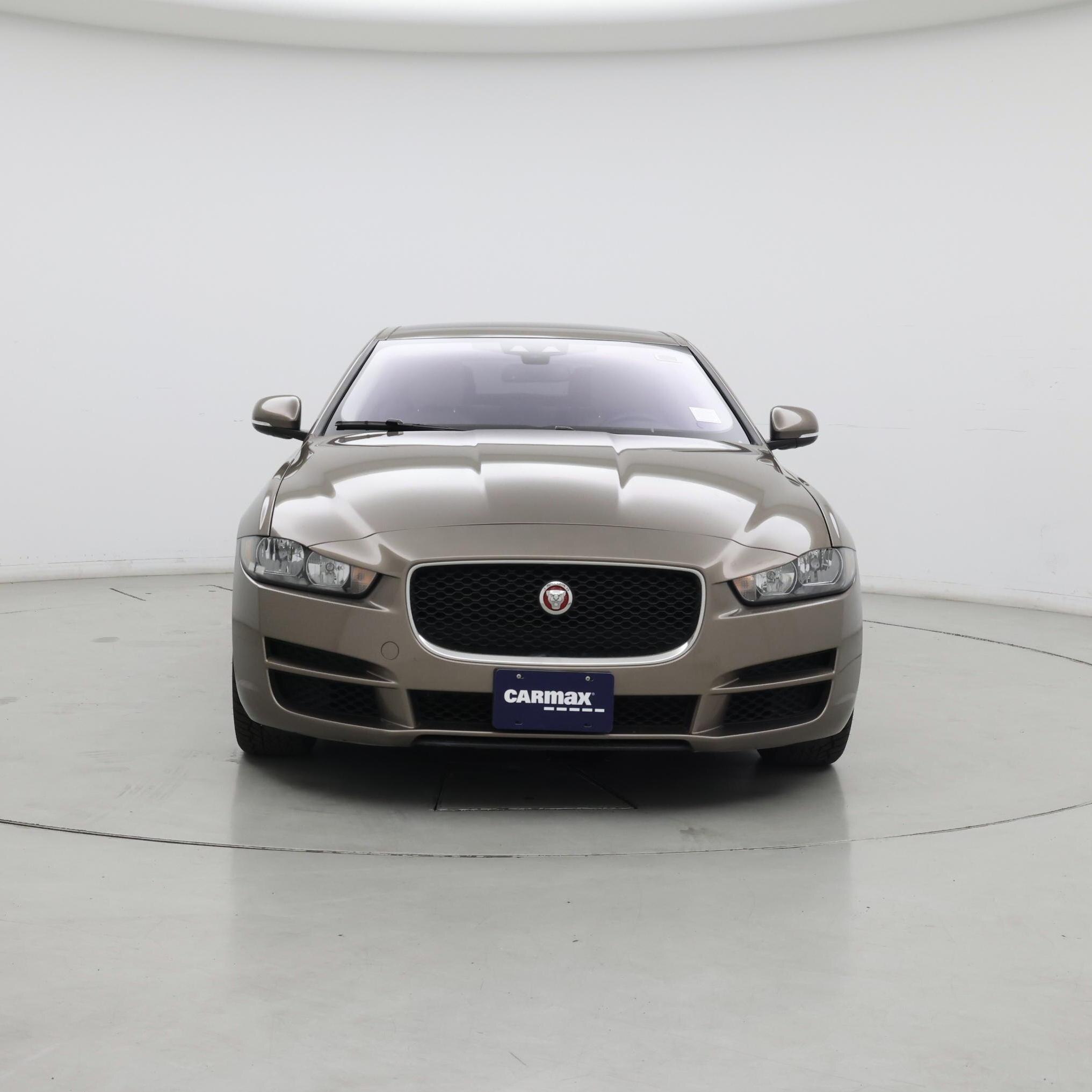 Thumbnail: 2017 Jaguar XE - 5