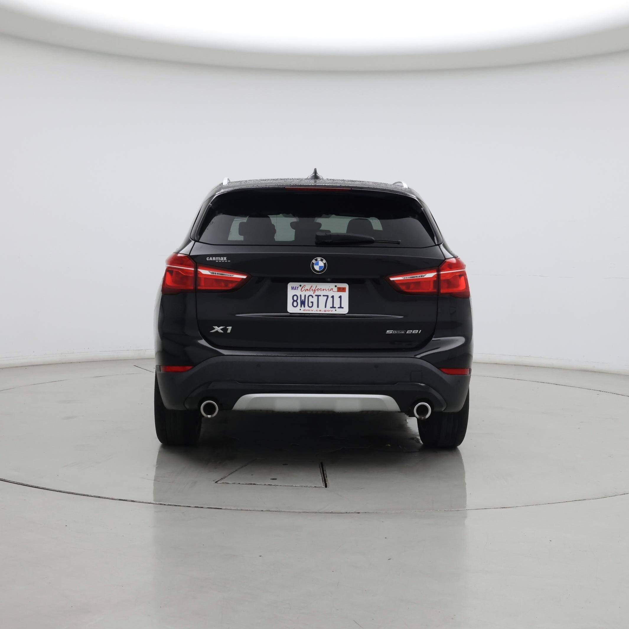 Thumbnail: 2021 BMW X1 - 6