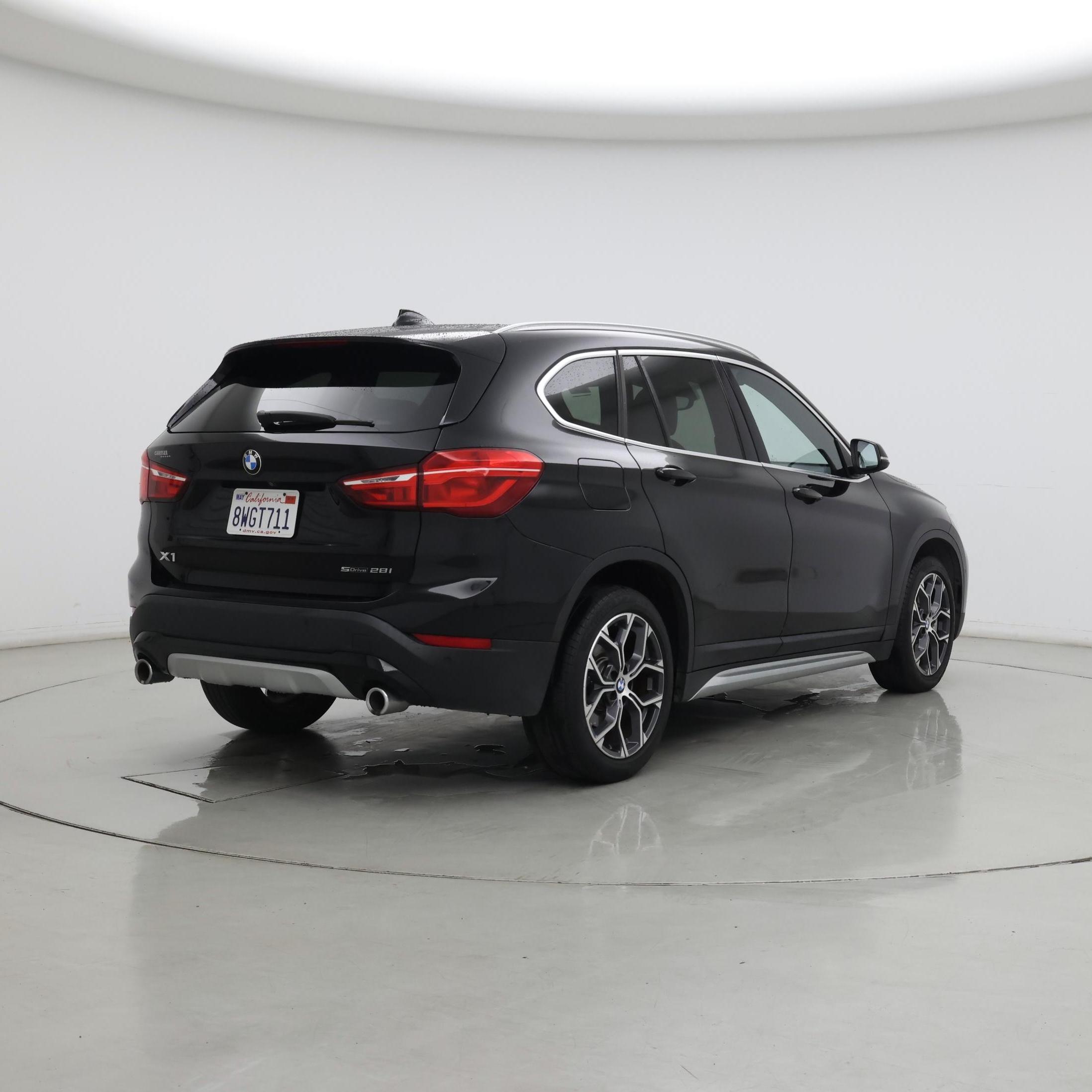 Thumbnail: 2021 BMW X1 - 8