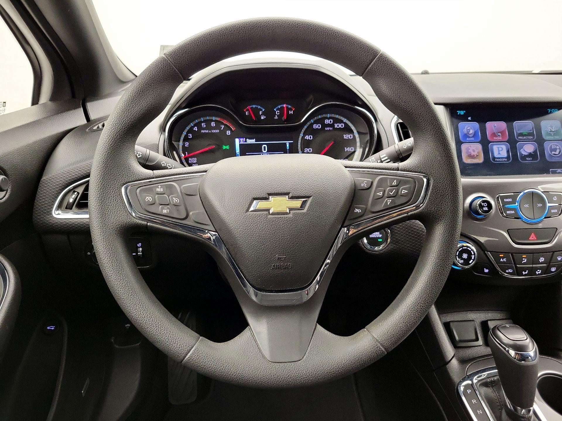 Thumbnail: 2016 Chevrolet Cruze - 10