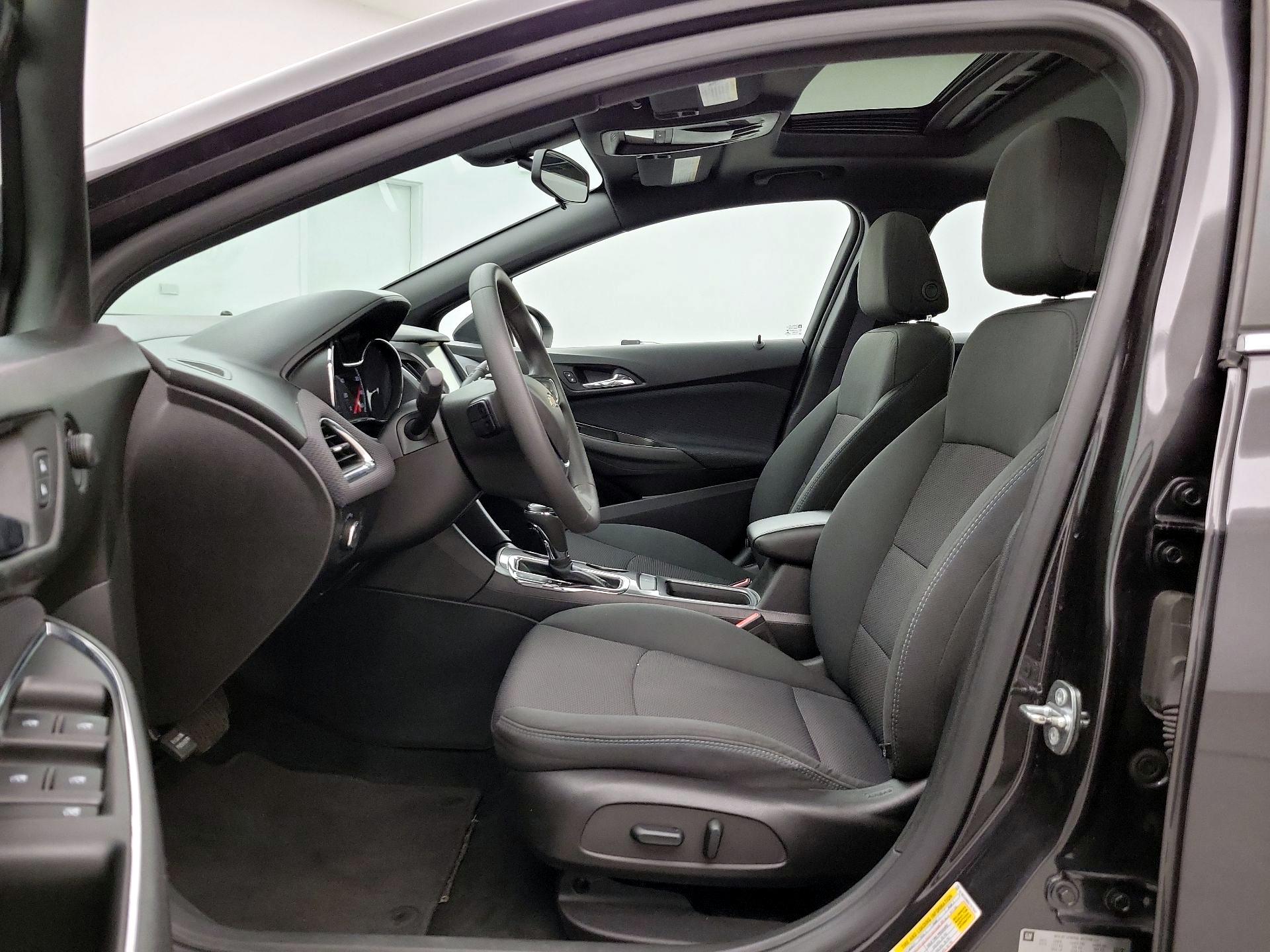 Thumbnail: 2016 Chevrolet Cruze - 11