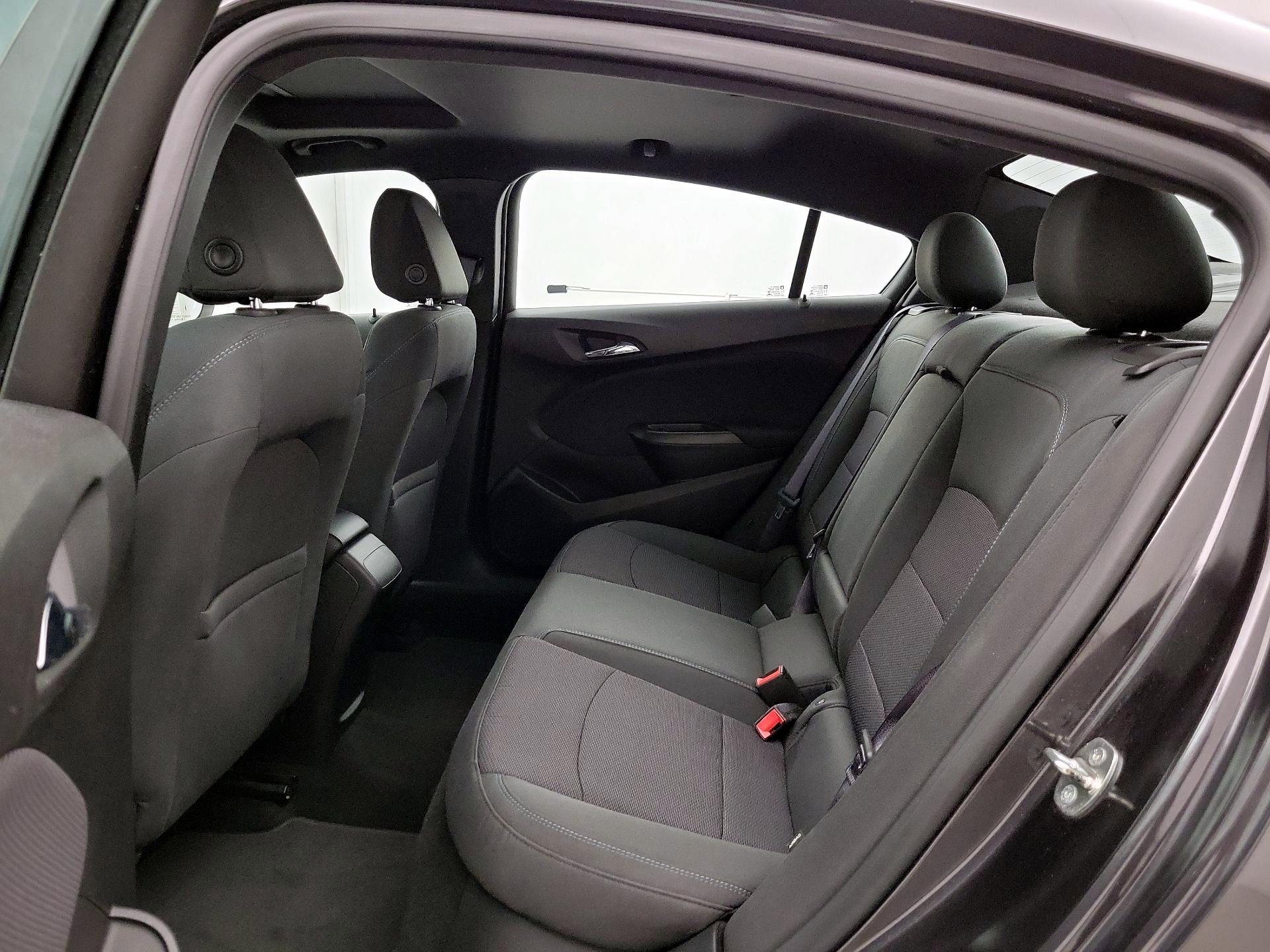 Thumbnail: 2016 Chevrolet Cruze - 20
