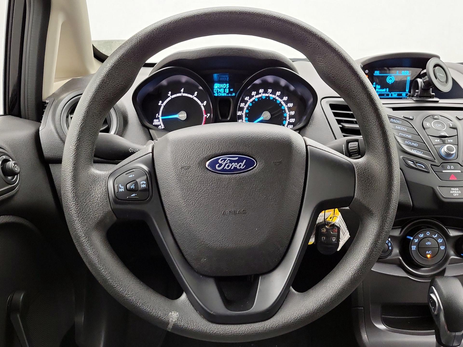 Thumbnail: 2017 Ford Fiesta - 10