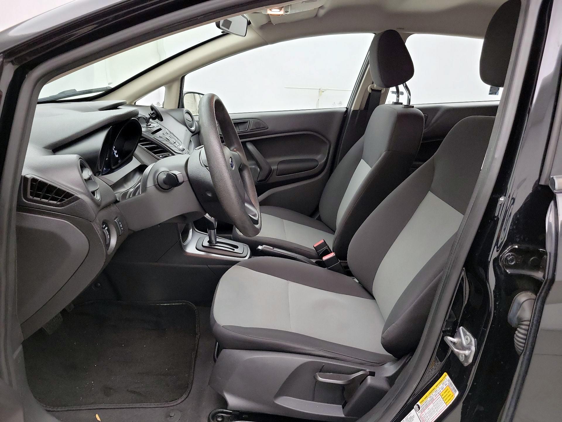 Thumbnail: 2017 Ford Fiesta - 11
