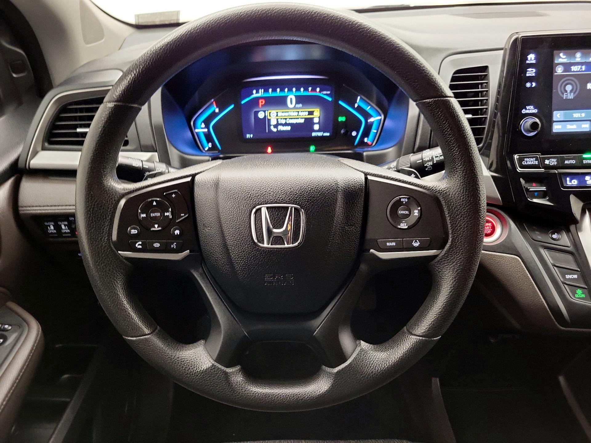 Thumbnail: 2018 Honda Odyssey - 10