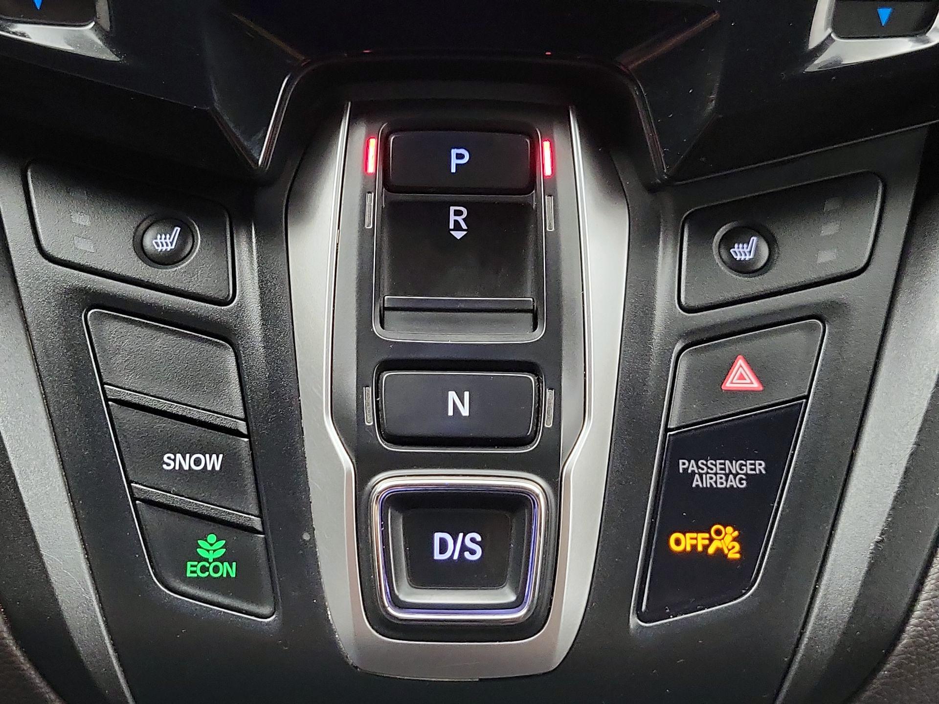 Thumbnail: 2018 Honda Odyssey - 17